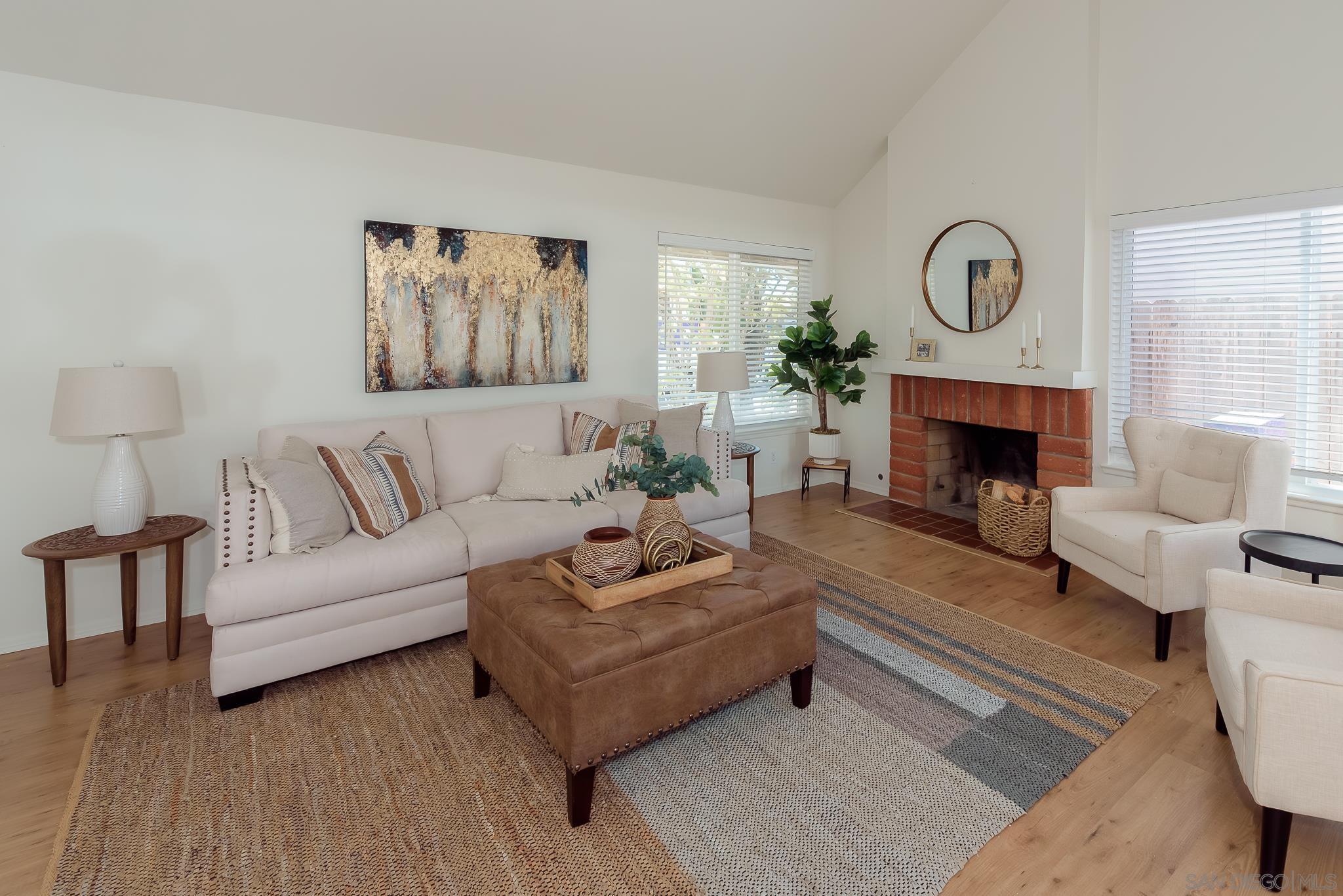 Detail Gallery Image 8 of 44 For 11368  Squamish Rd, San Diego,  CA 92126 - 4 Beds | 3 Baths