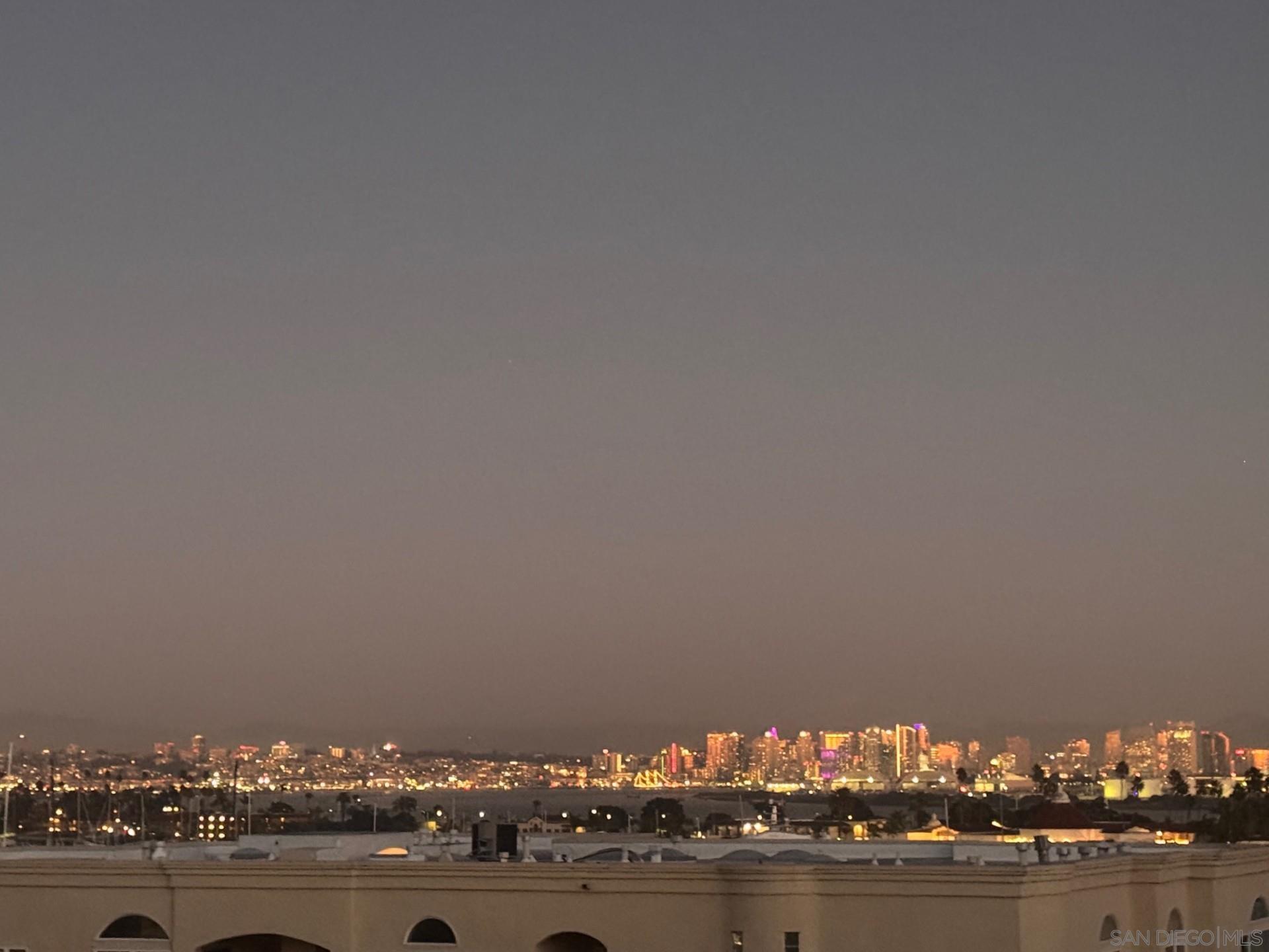 Detail Gallery Image 1 of 48 For 370  Rosecrans St  #302,  San Diego,  CA 92106 - 2 Beds | 2 Baths