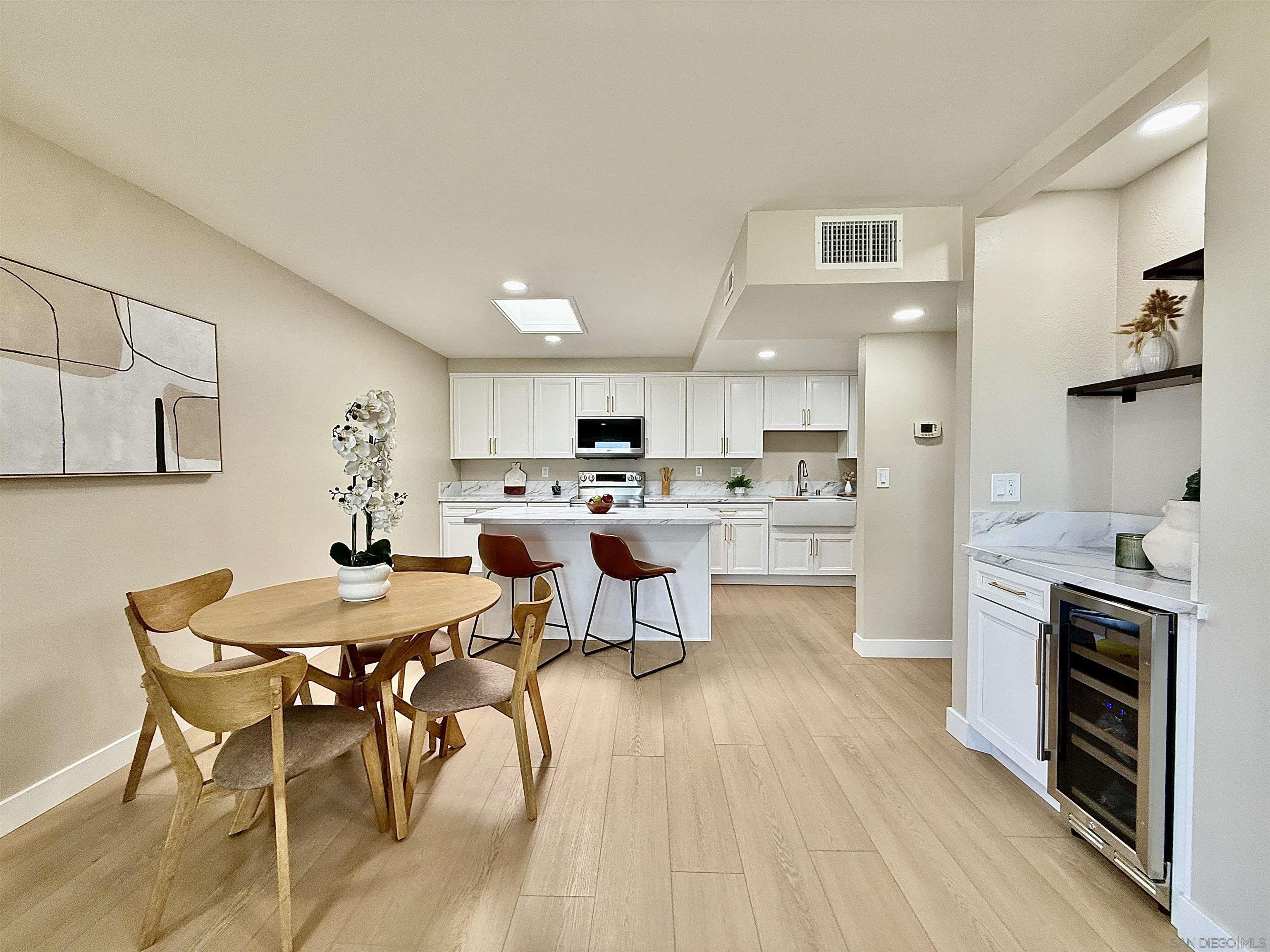 Detail Gallery Image 14 of 45 For 370  Rosecrans St  #302,  San Diego,  CA 92106 - 2 Beds | 2 Baths
