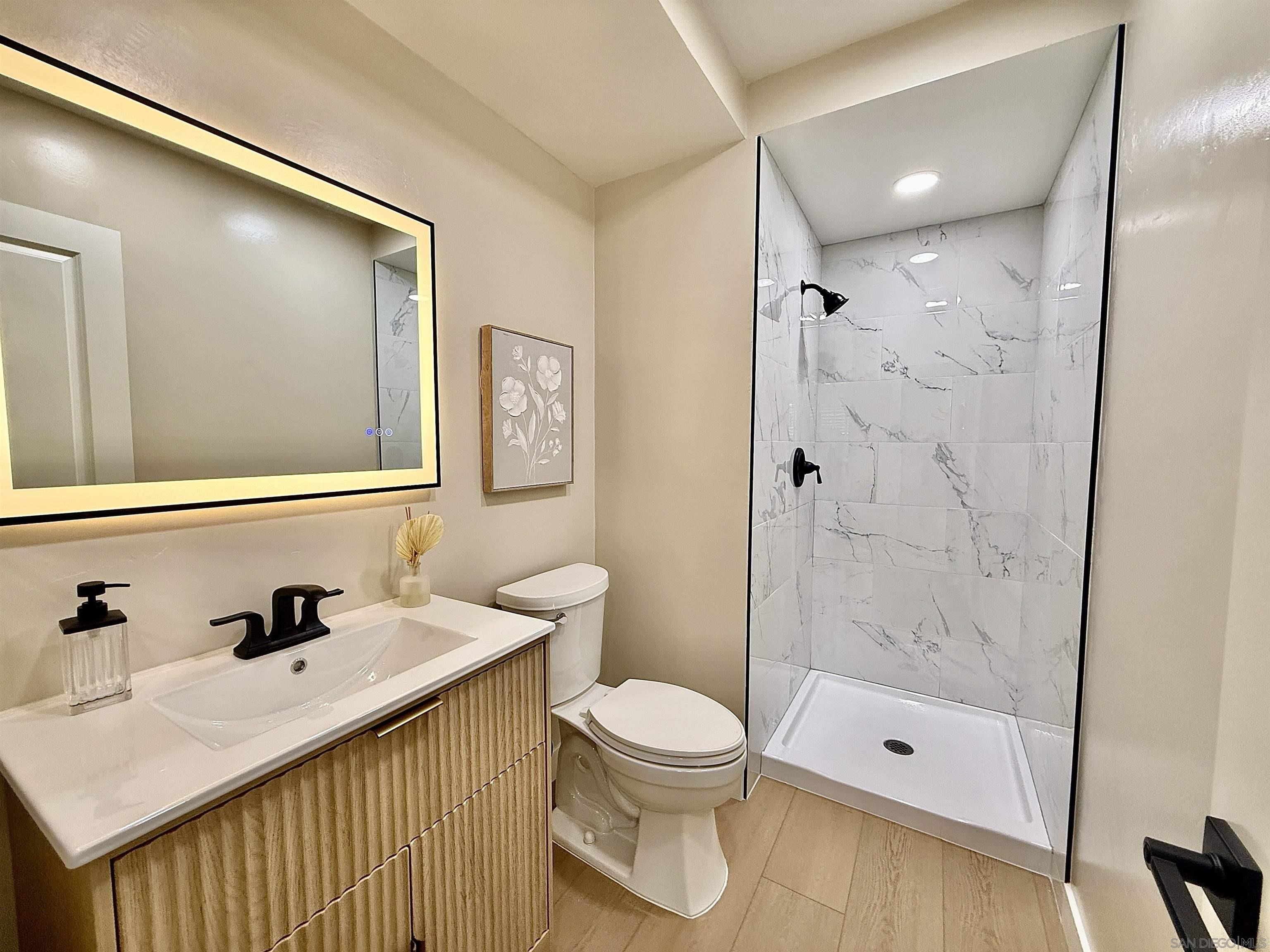 Detail Gallery Image 26 of 45 For 370  Rosecrans St  #302,  San Diego,  CA 92106 - 2 Beds | 2 Baths
