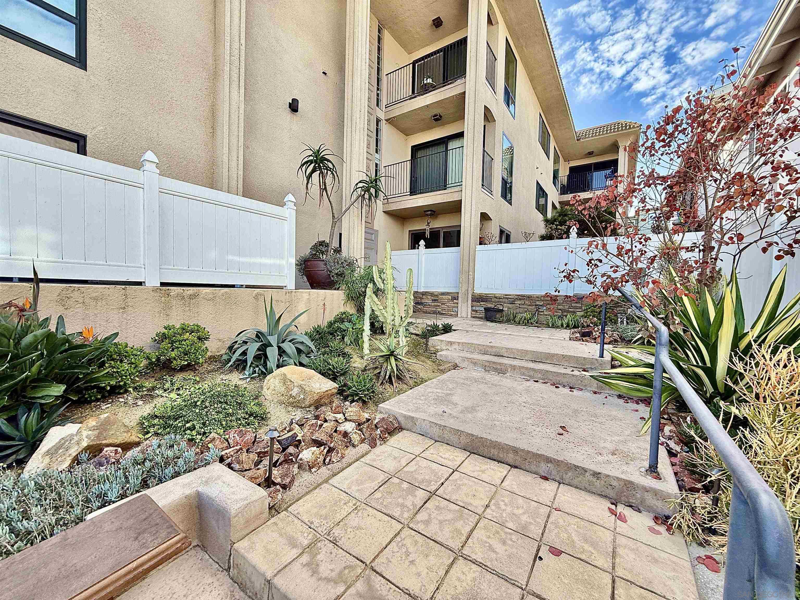 Detail Gallery Image 39 of 48 For 370  Rosecrans St  #302,  San Diego,  CA 92106 - 2 Beds | 2 Baths