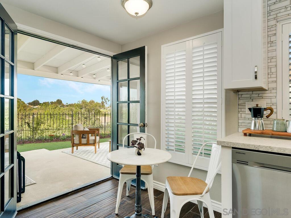 Detail Gallery Image 27 of 68 For 12872  Circulo Dardo, San Diego,  CA 92128 - 2 Beds | 2 Baths