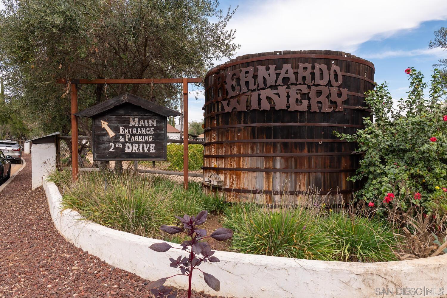 Detail Gallery Image 49 of 68 For 12872  Circulo Dardo, San Diego,  CA 92128 - 2 Beds | 2 Baths