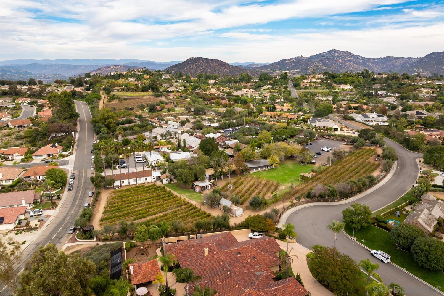 Detail Gallery Image 64 of 68 For 12872  Circulo Dardo, San Diego,  CA 92128 - 2 Beds | 2 Baths