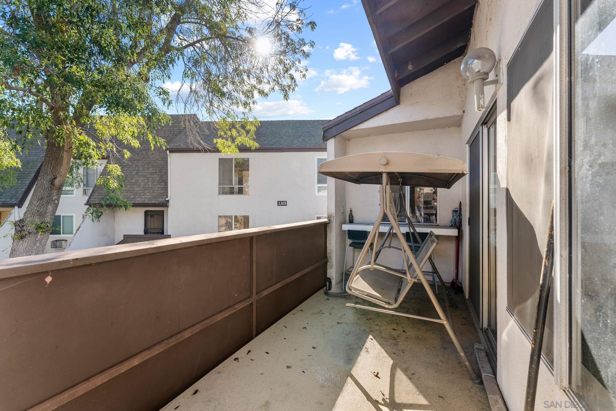 Detail Gallery Image 8 of 21 For 1307  Caminito Gabaldon  #H,  San Diego,  CA 92108 - 1 Beds | 1 Baths