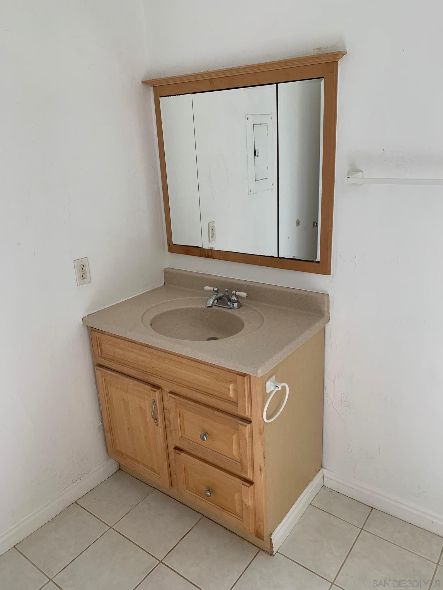 Detail Gallery Image 14 of 19 For 17945  Highway 94, Dulzura,  CA 91917 - 2 Beds | 1/1 Baths