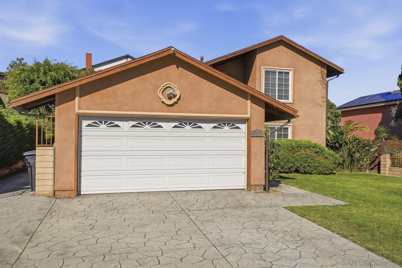 Detail Gallery Image 28 of 33 For 224  Tarango Place, Spring Valley,  CA 91977 - 4 Beds | 3 Baths