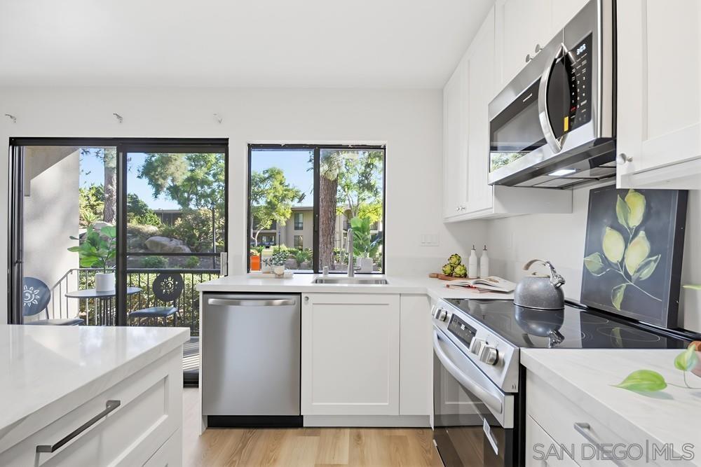 Detail Gallery Image 17 of 40 For 7858  Cowles Mountain Ct  #D7,  San Diego,  CA 92119 - 1 Beds | 1 Baths