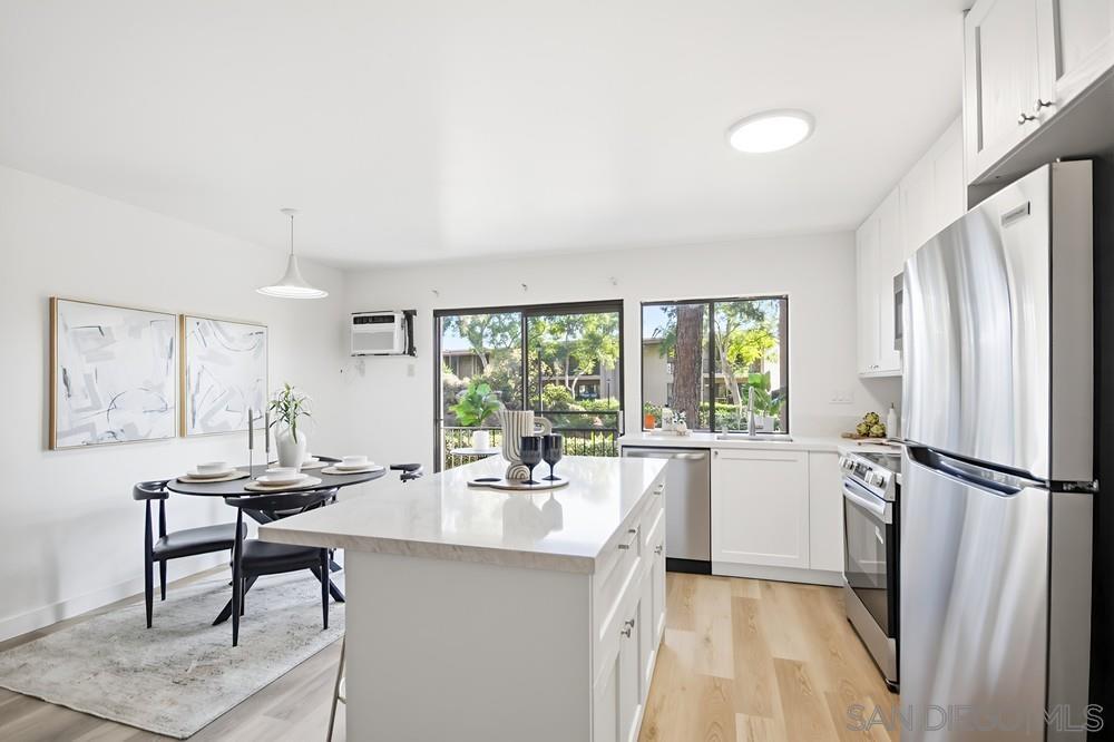 Detail Gallery Image 9 of 40 For 7858  Cowles Mountain Ct  #D7,  San Diego,  CA 92119 - 1 Beds | 1 Baths