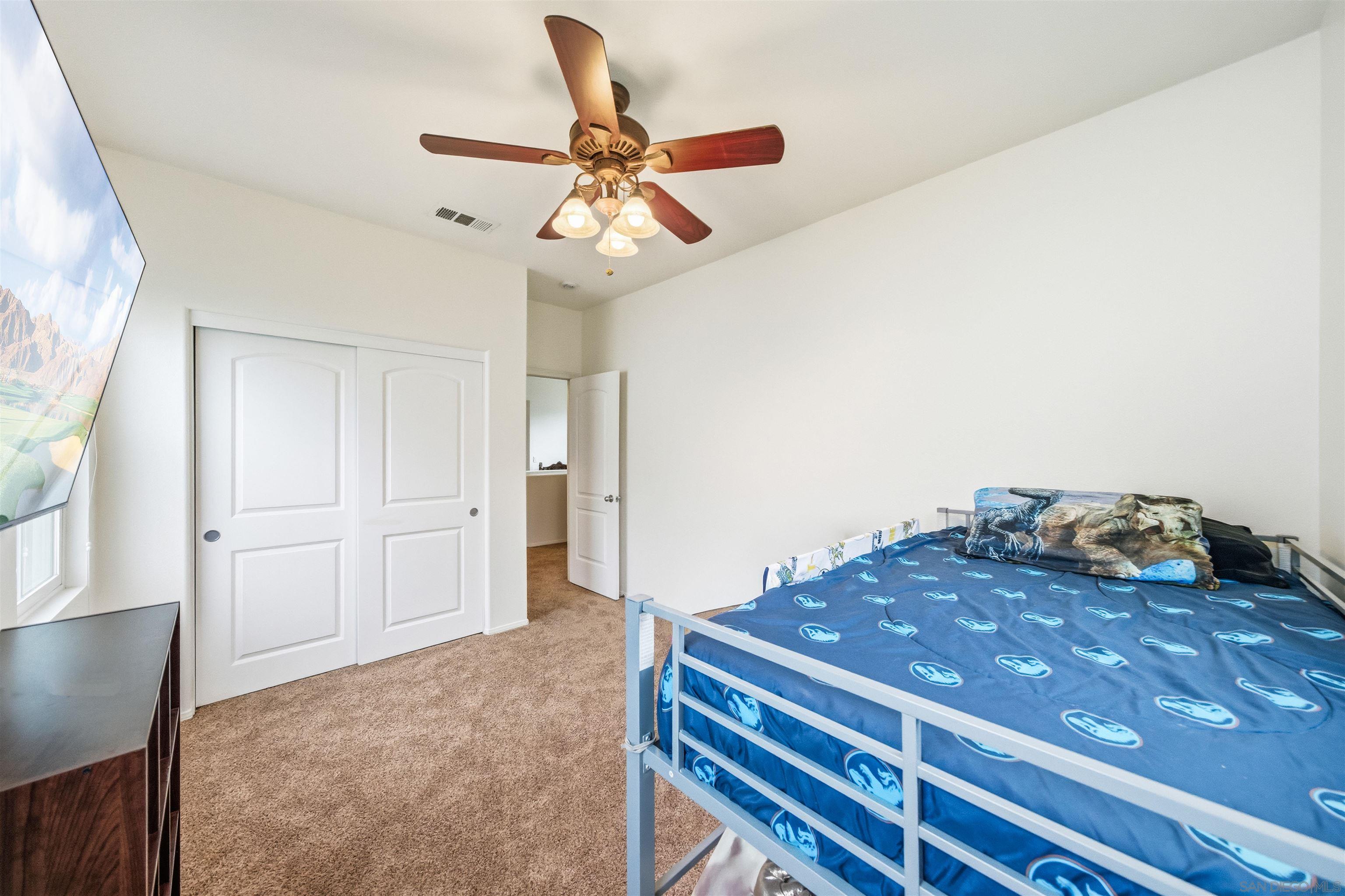 Detail Gallery Image 11 of 23 For 31889  Red Pine Way, Temecula,  CA 92592 - 3 Beds | 2/1 Baths