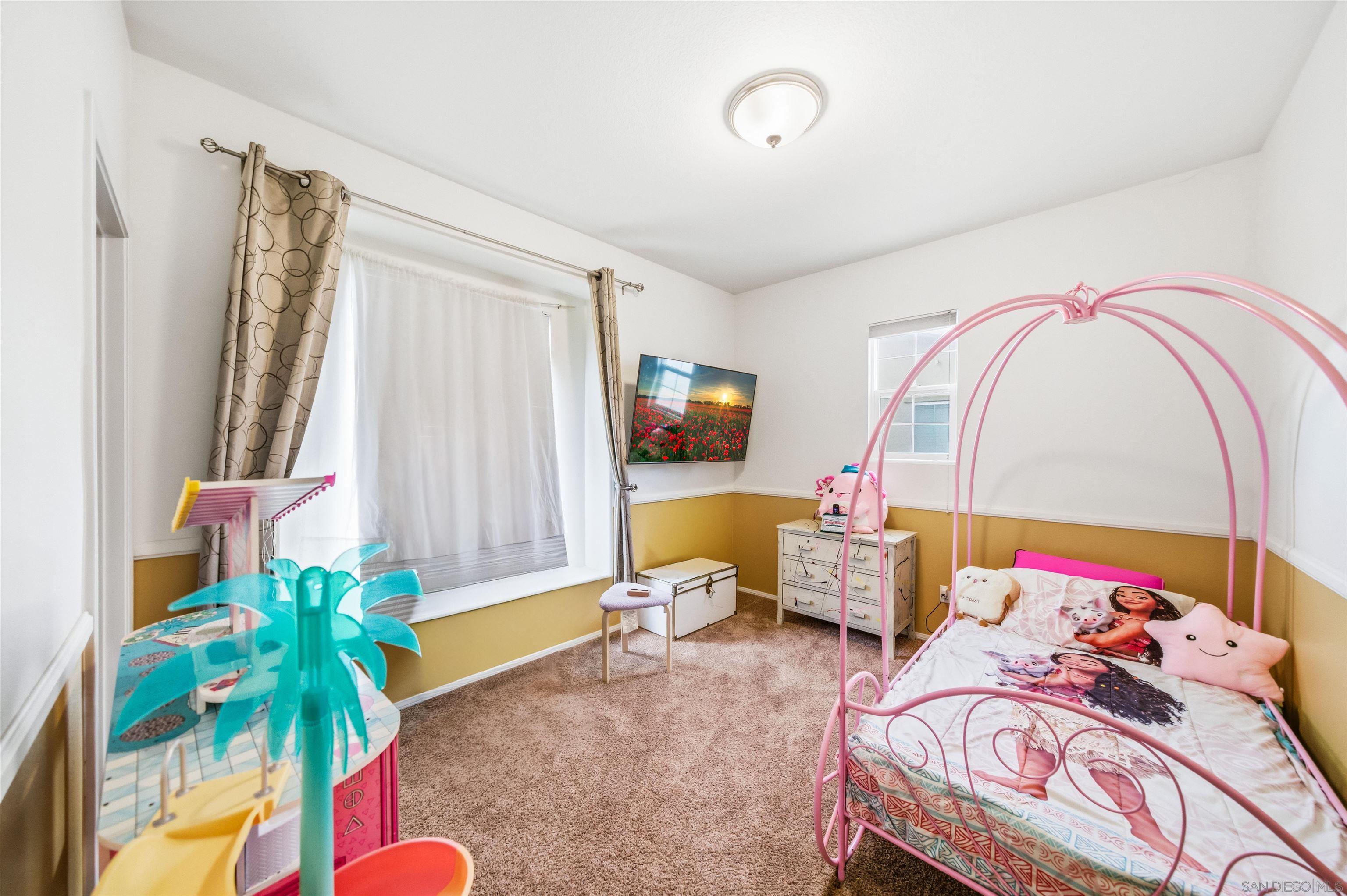 Detail Gallery Image 12 of 23 For 31889  Red Pine Way, Temecula,  CA 92592 - 3 Beds | 2/1 Baths