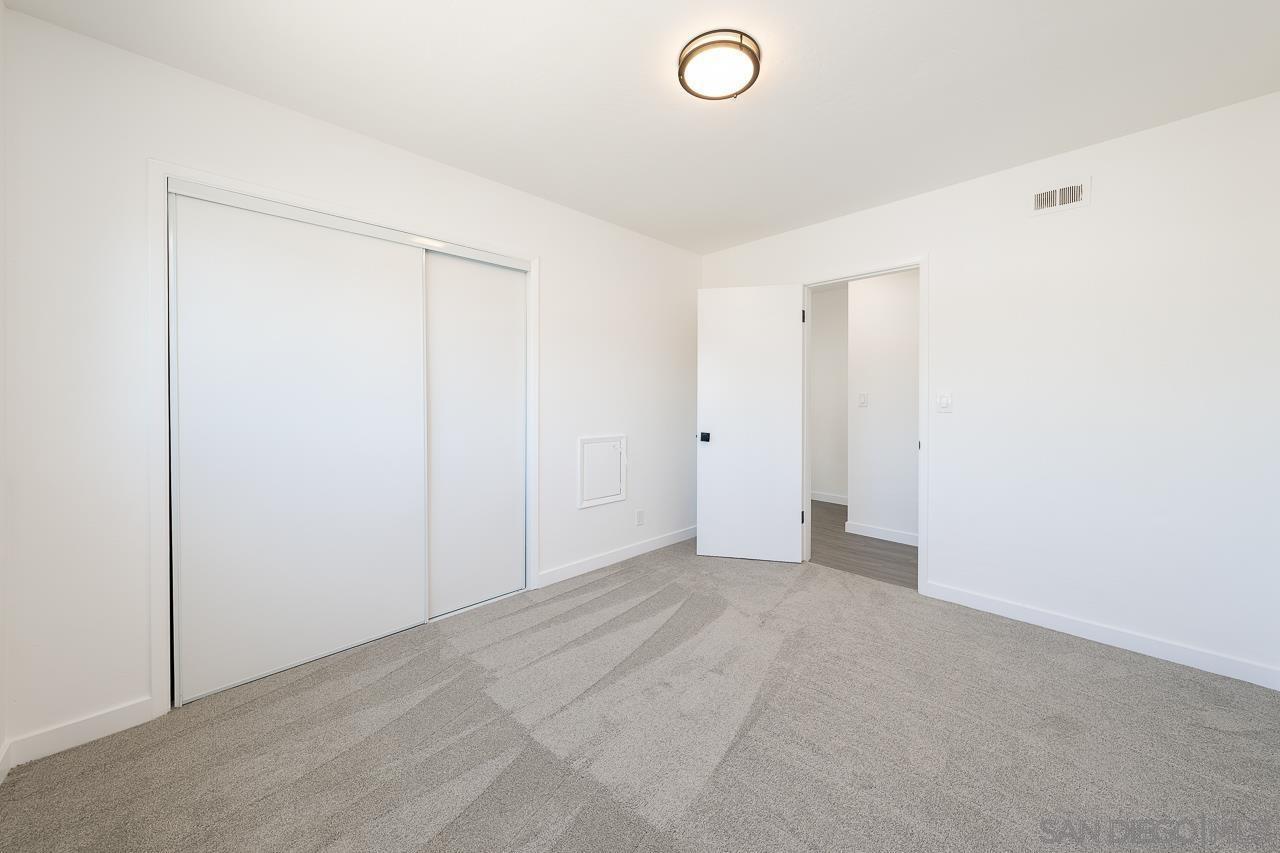 Detail Gallery Image 17 of 28 For 2472  Calle Tortuosa, San Diego,  CA 92139 - 3 Beds | 2 Baths