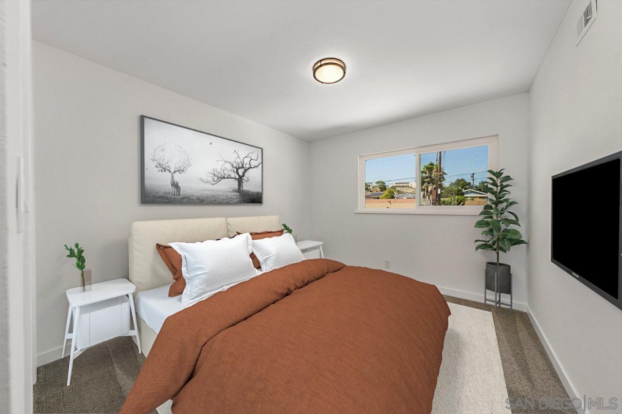 Detail Gallery Image 19 of 28 For 2472  Calle Tortuosa, San Diego,  CA 92139 - 3 Beds | 2 Baths