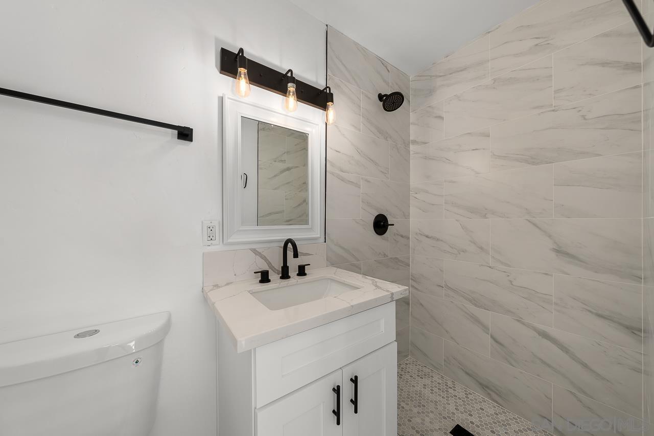 Detail Gallery Image 26 of 28 For 2472  Calle Tortuosa, San Diego,  CA 92139 - 3 Beds | 2 Baths