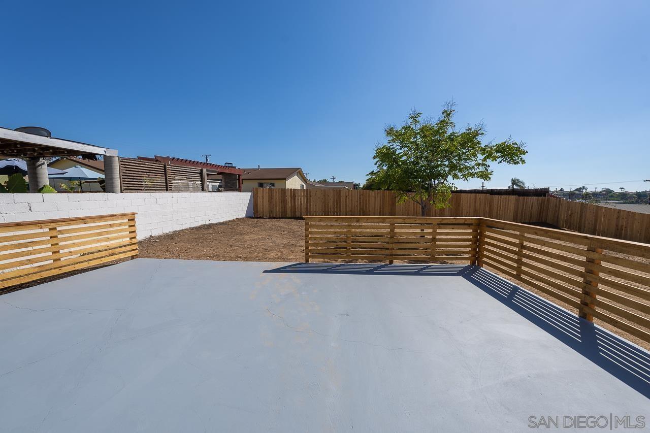 Detail Gallery Image 27 of 28 For 2472  Calle Tortuosa, San Diego,  CA 92139 - 3 Beds | 2 Baths