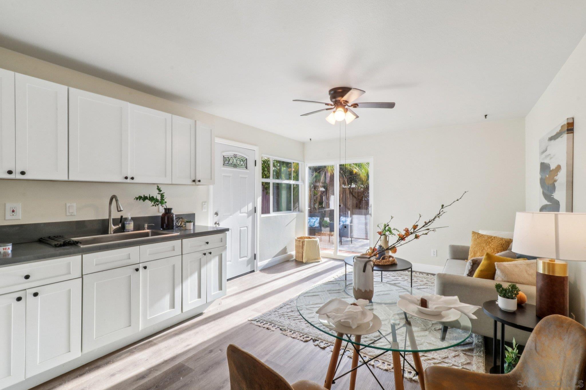 Detail Gallery Image 20 of 46 For 2829  Forest View Way, Carlsbad,  CA 92008 - 3 Beds | 2/1 Baths