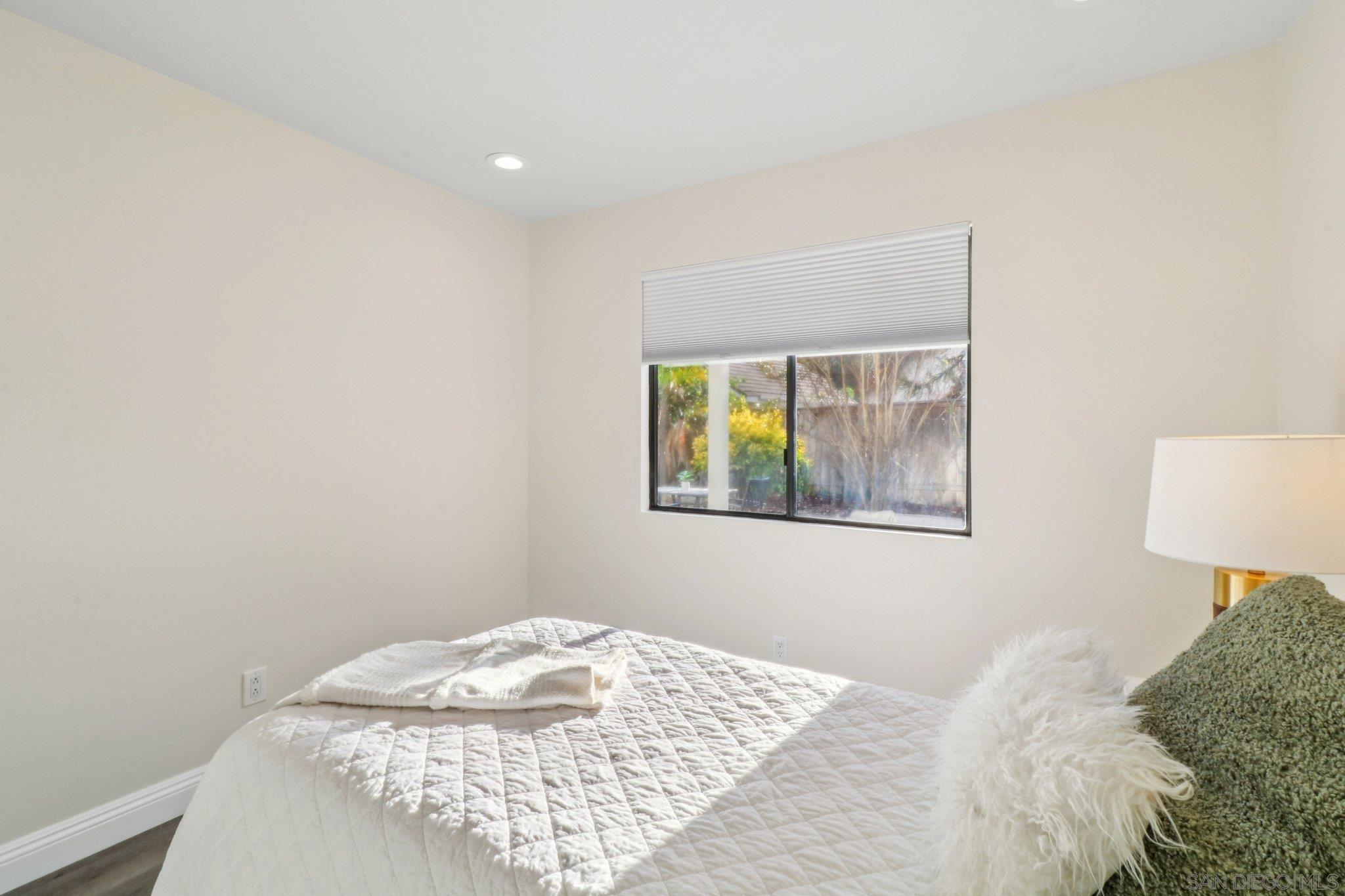 Detail Gallery Image 26 of 46 For 2829  Forest View Way, Carlsbad,  CA 92008 - 3 Beds | 2/1 Baths