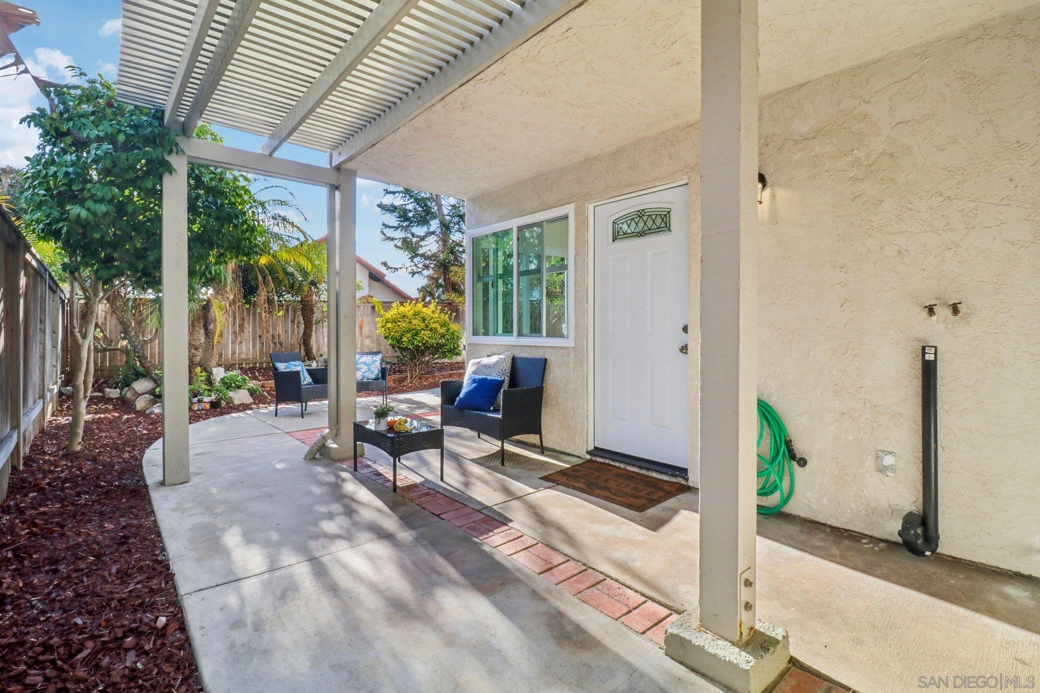 Detail Gallery Image 31 of 46 For 2829  Forest View Way, Carlsbad,  CA 92008 - 3 Beds | 2/1 Baths