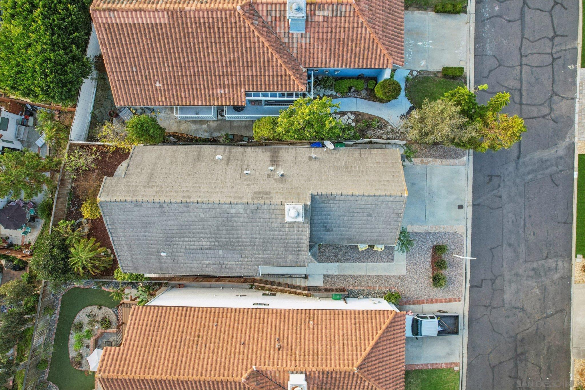 Detail Gallery Image 43 of 46 For 2829  Forest View Way, Carlsbad,  CA 92008 - 3 Beds | 2/1 Baths