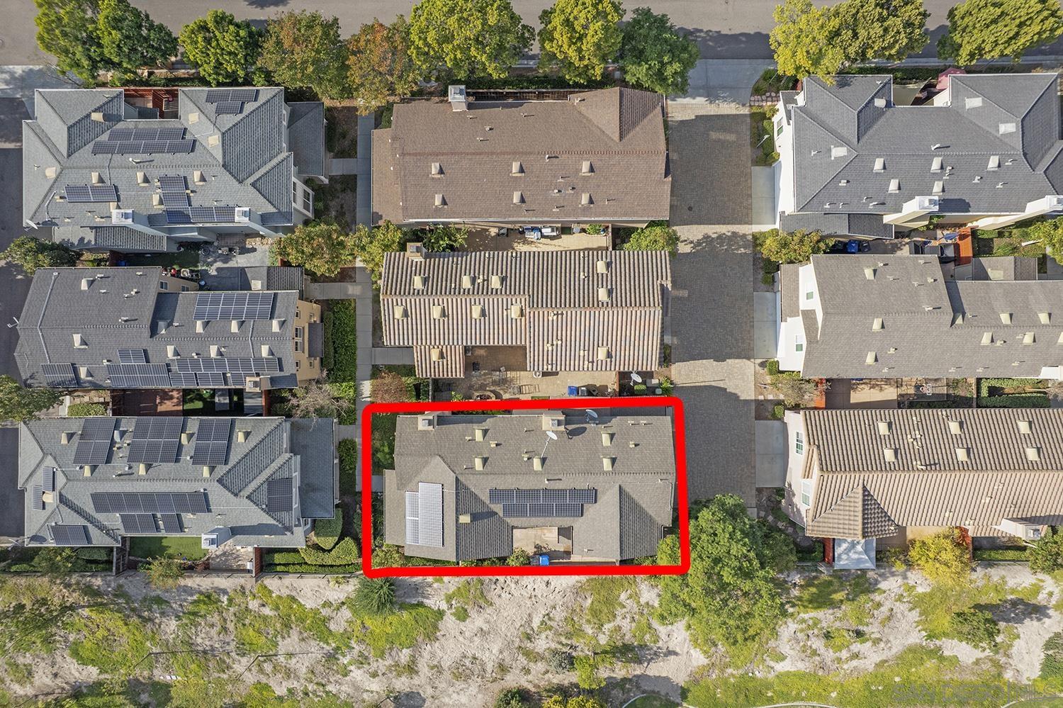 Detail Gallery Image 11 of 73 For 1670  Grasshopper Ln, Chula Vista,  CA 91915 - 4 Beds | 3 Baths