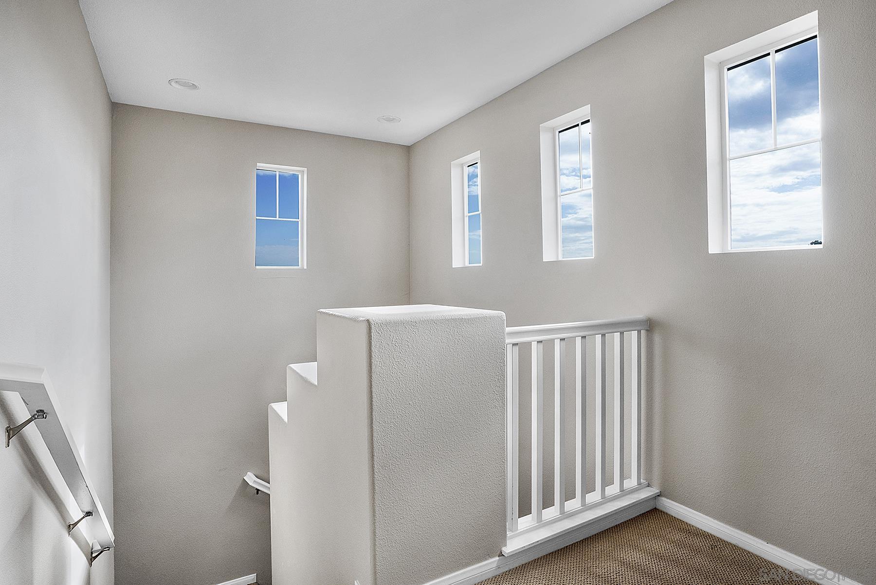 Detail Gallery Image 22 of 73 For 1670  Grasshopper Ln, Chula Vista,  CA 91915 - 4 Beds | 3 Baths