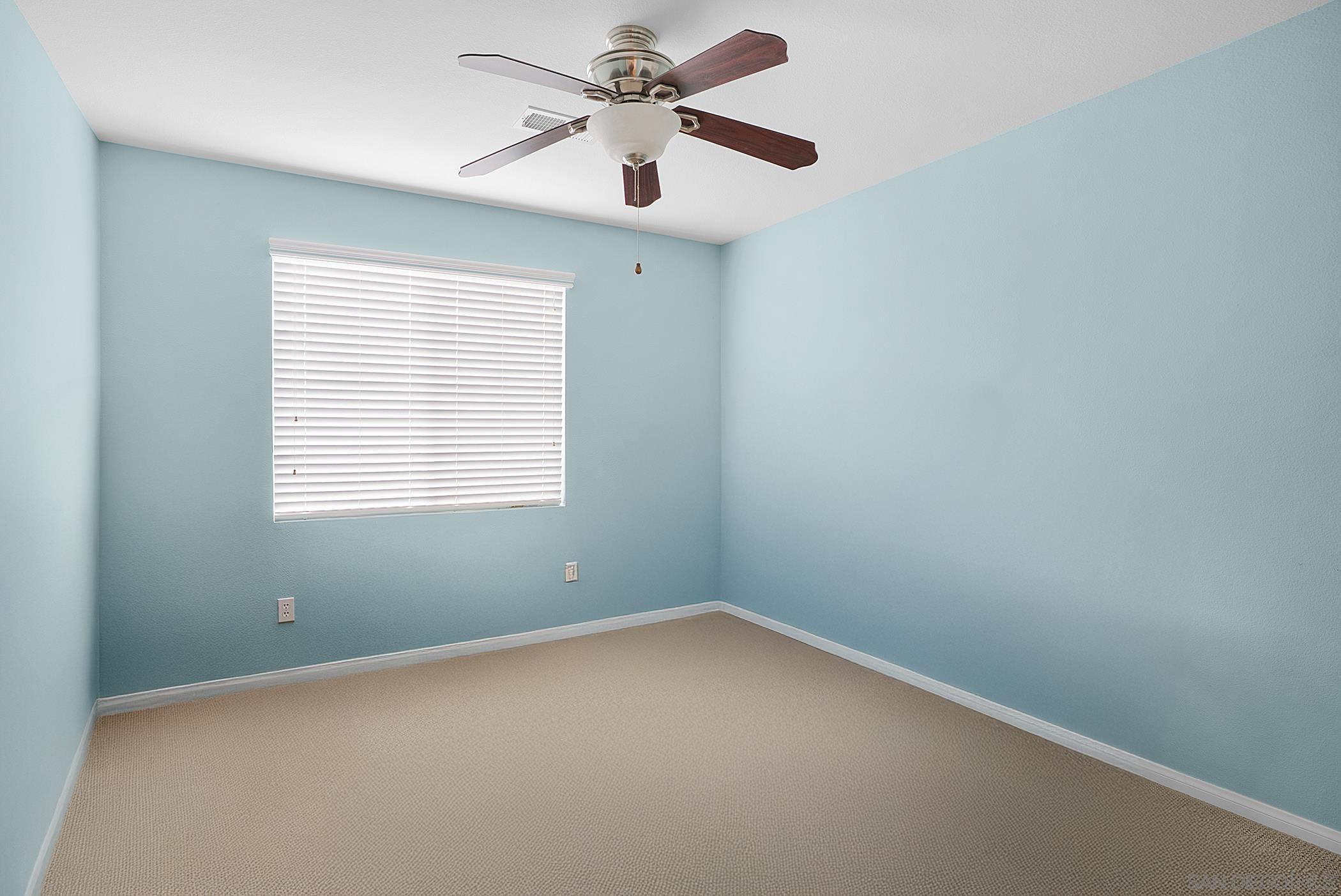 Detail Gallery Image 29 of 73 For 1670  Grasshopper Ln, Chula Vista,  CA 91915 - 4 Beds | 3 Baths