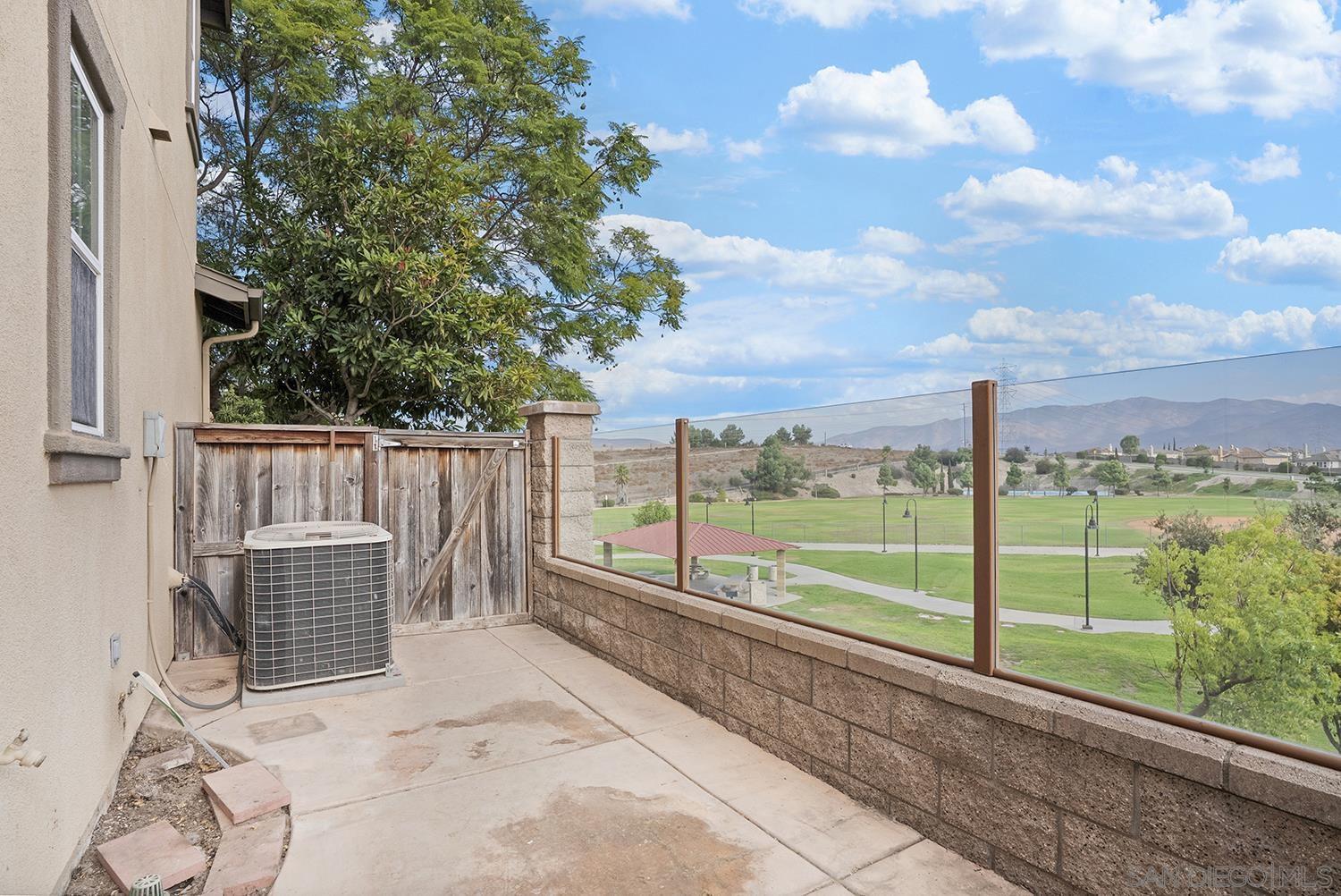 Detail Gallery Image 40 of 73 For 1670  Grasshopper Ln, Chula Vista,  CA 91915 - 4 Beds | 3 Baths