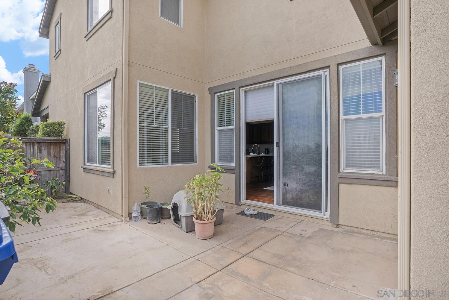 Detail Gallery Image 41 of 73 For 1670  Grasshopper Ln, Chula Vista,  CA 91915 - 4 Beds | 3 Baths