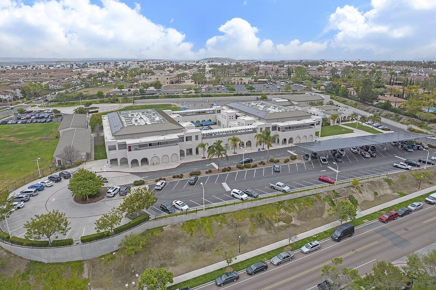 Detail Gallery Image 58 of 73 For 1670  Grasshopper Ln, Chula Vista,  CA 91915 - 4 Beds | 3 Baths