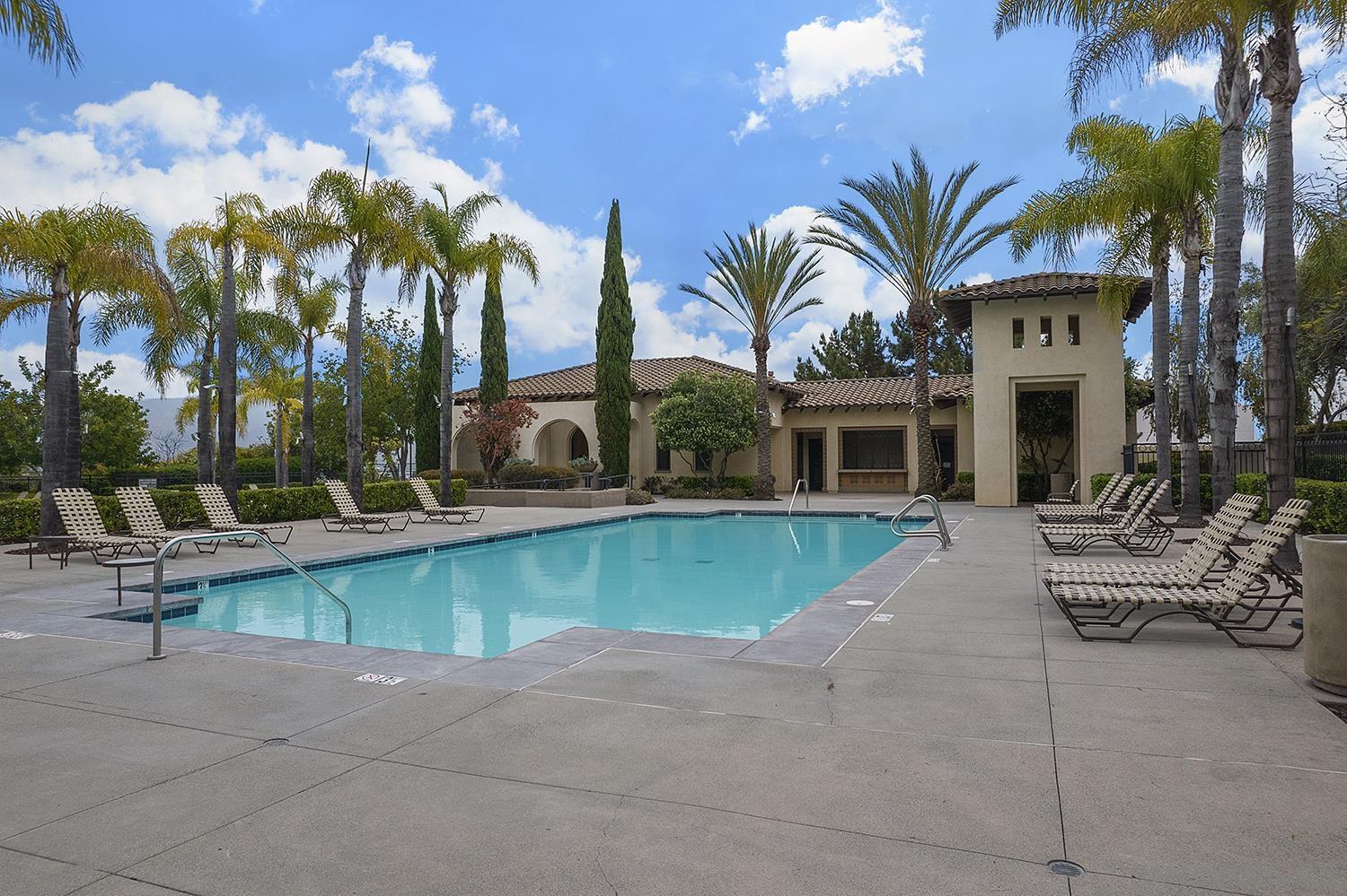 Detail Gallery Image 61 of 73 For 1670  Grasshopper Ln, Chula Vista,  CA 91915 - 4 Beds | 3 Baths