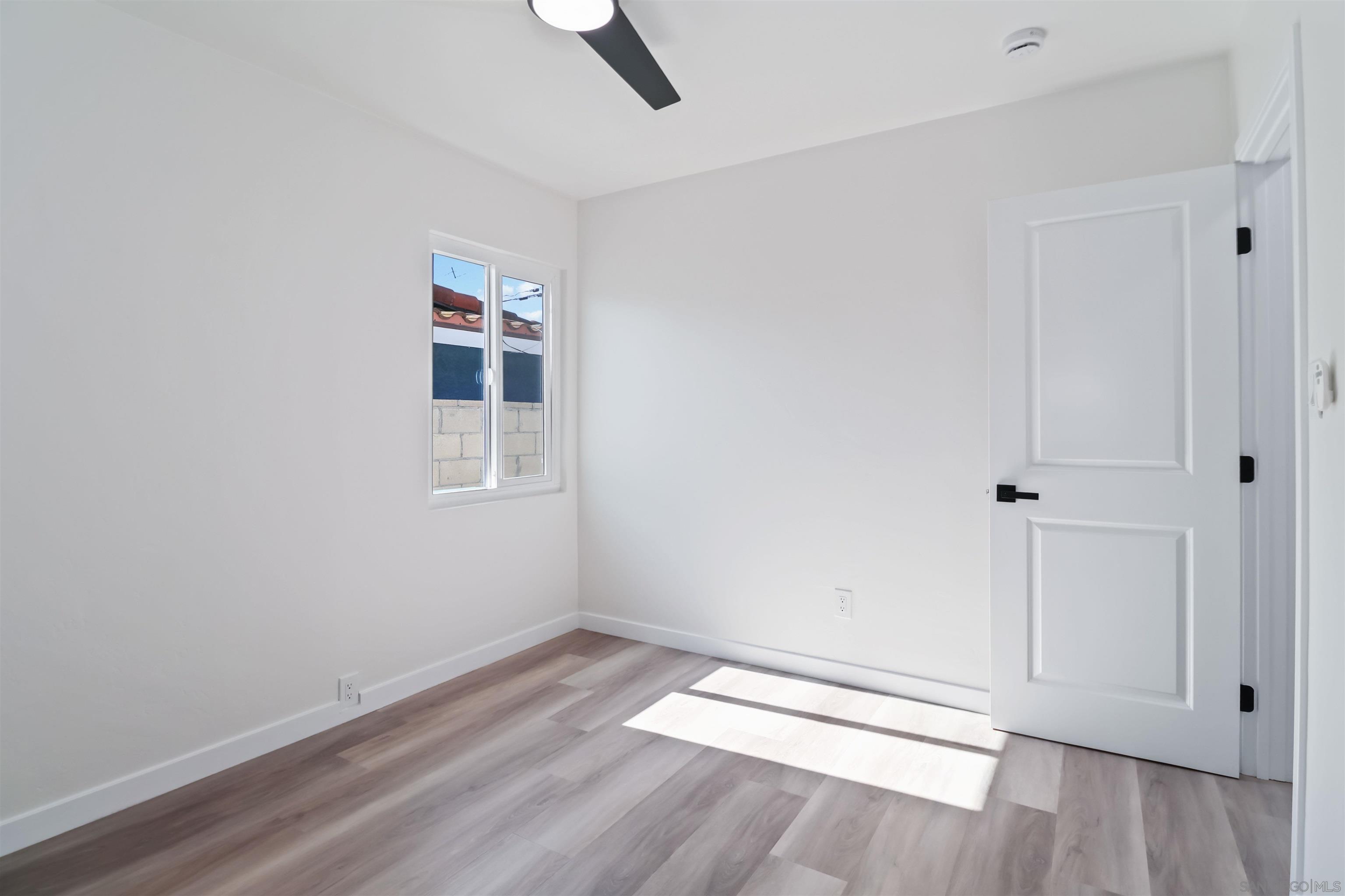 Detail Gallery Image 11 of 28 For 832  Ramona Ave, Spring Valley,  CA 91977 - 3 Beds | 2 Baths