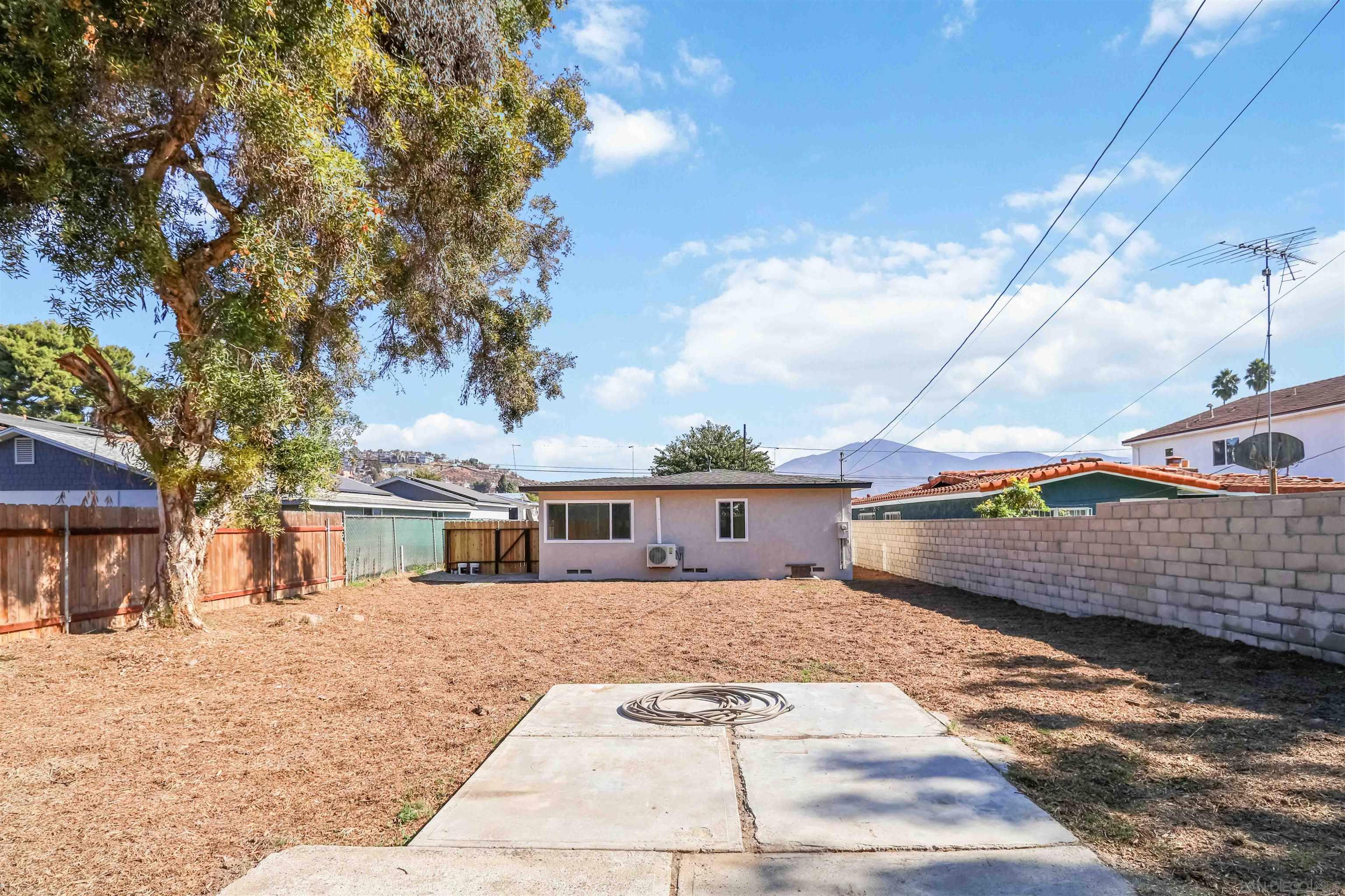 Detail Gallery Image 23 of 28 For 832  Ramona Ave, Spring Valley,  CA 91977 - 3 Beds | 2 Baths