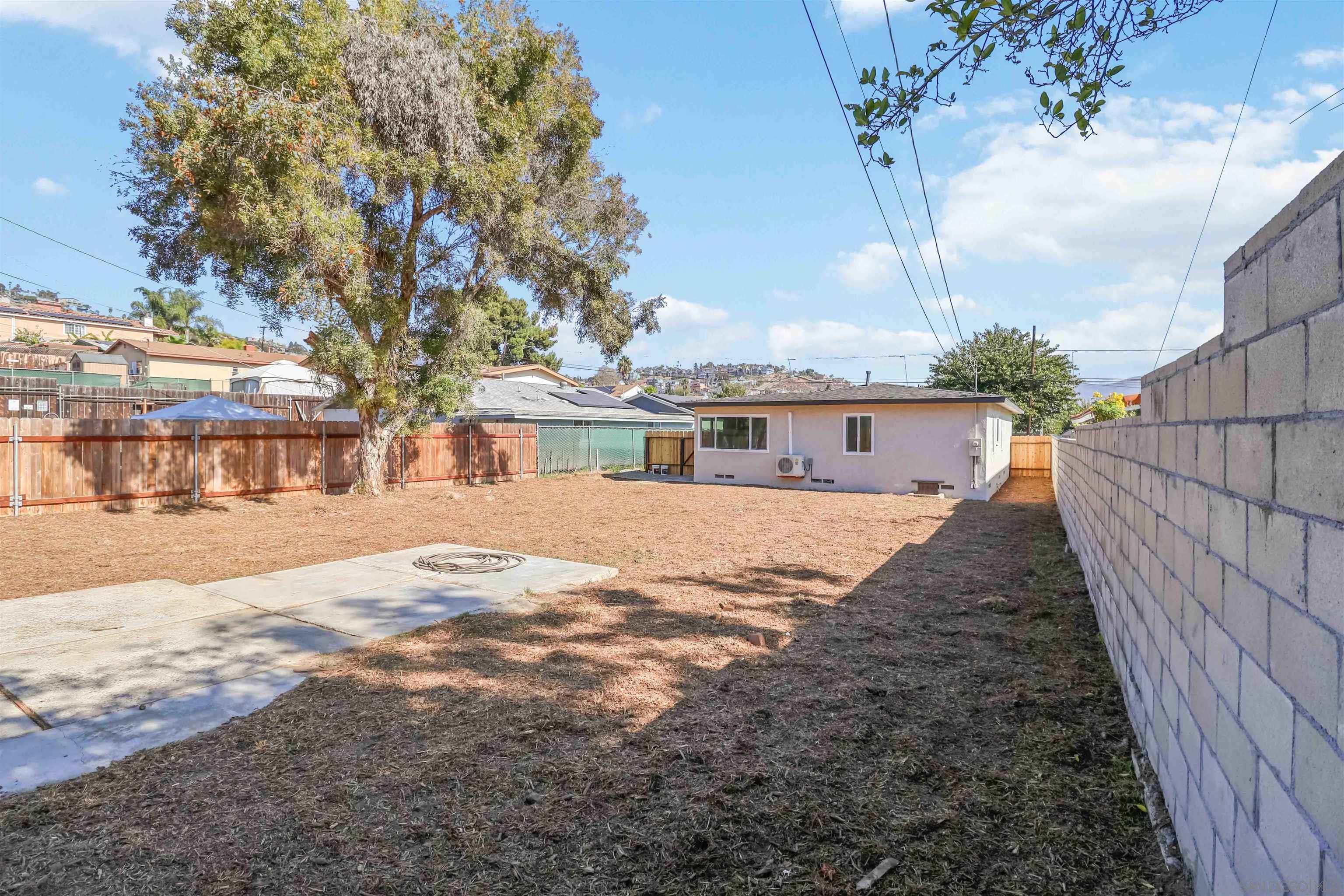 Detail Gallery Image 25 of 28 For 832  Ramona Ave, Spring Valley,  CA 91977 - 3 Beds | 2 Baths