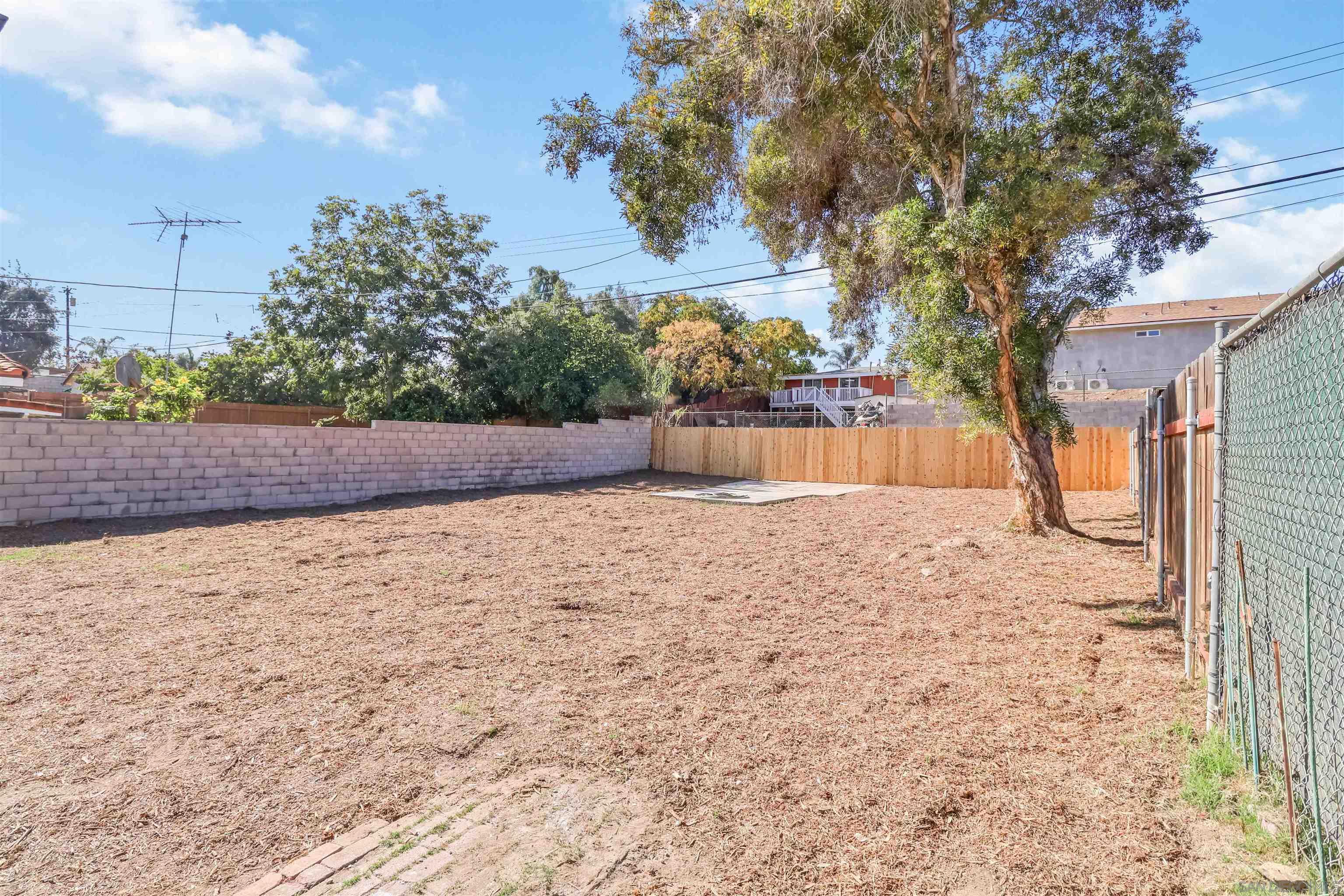 Detail Gallery Image 26 of 28 For 832  Ramona Ave, Spring Valley,  CA 91977 - 3 Beds | 2 Baths