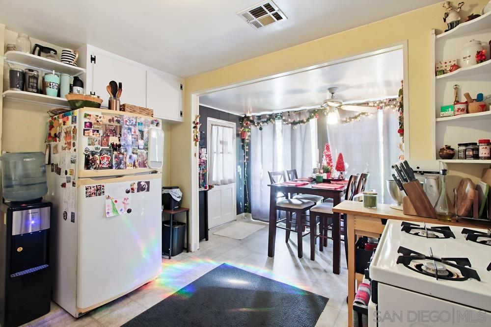 Detail Gallery Image 52 of 71 For 1654  Linwood, San Diego,  CA 92103 - – Beds | – Baths