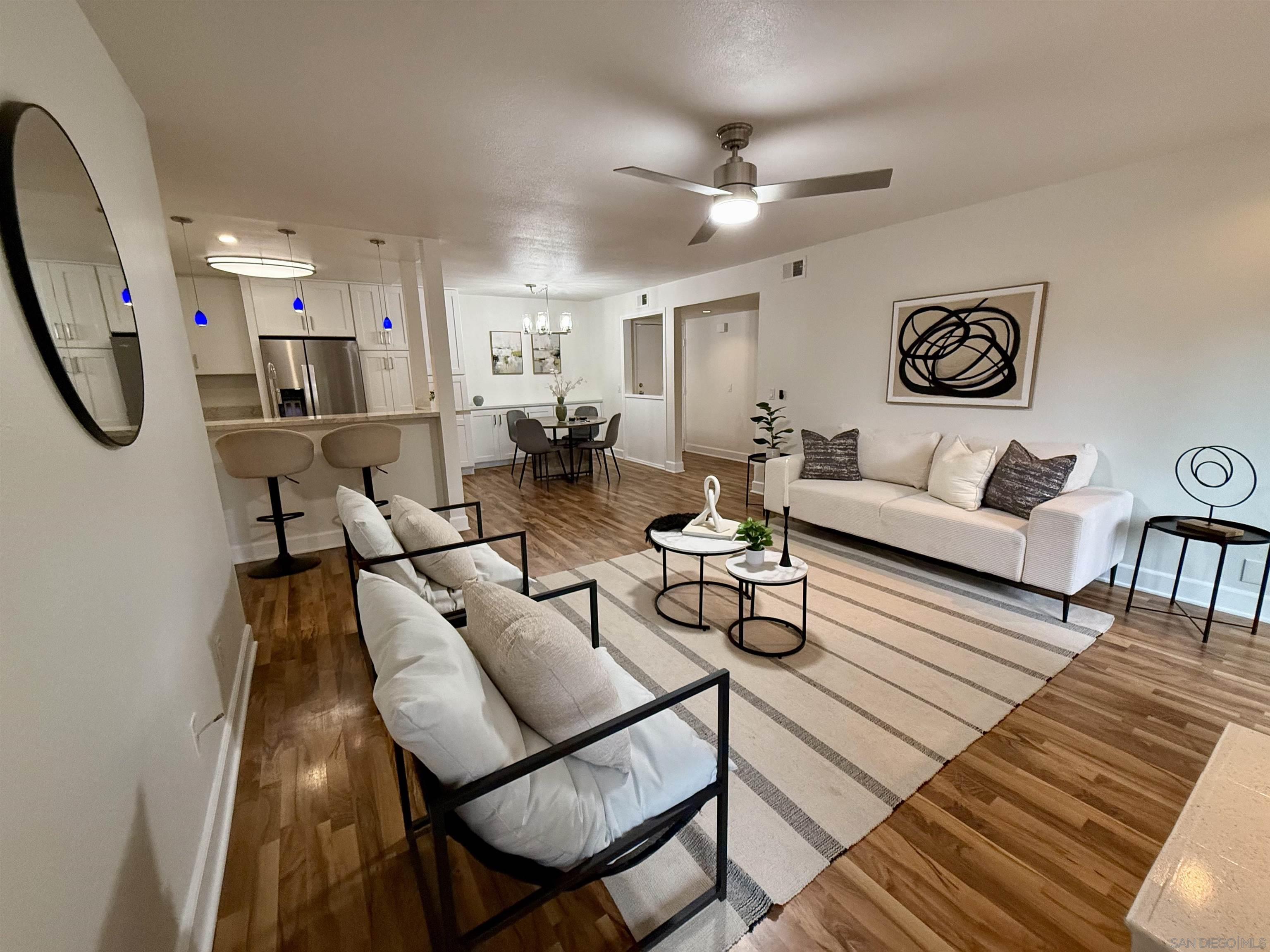 Front Image Thumbnail for SD250044109