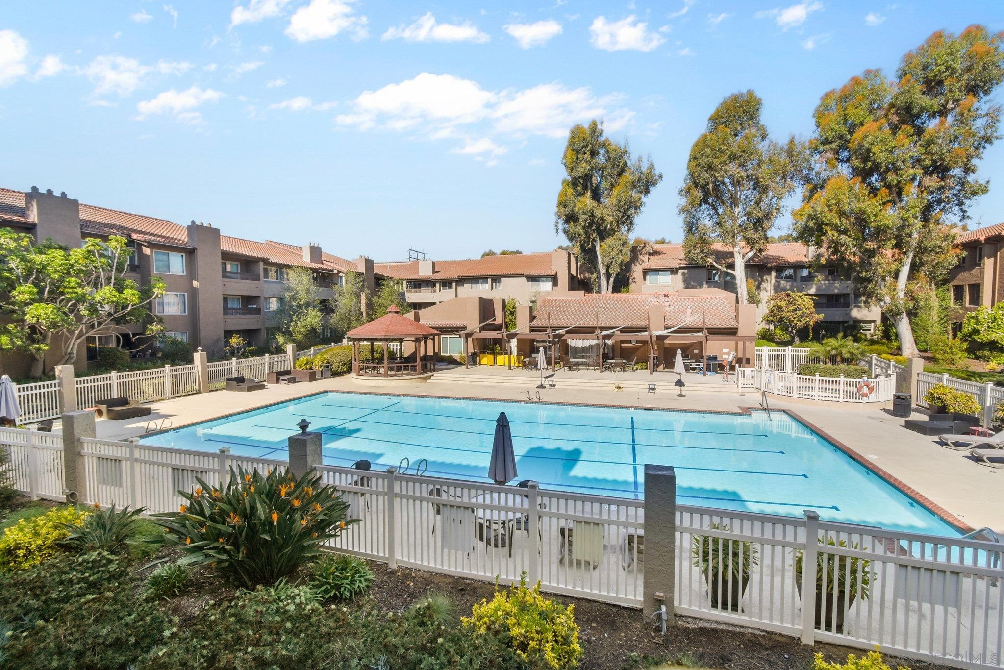 Detail Gallery Image 33 of 36 For 10325  Caminito Cuervo  #185,  San Diego,  CA 92108 - 2 Beds | 2 Baths