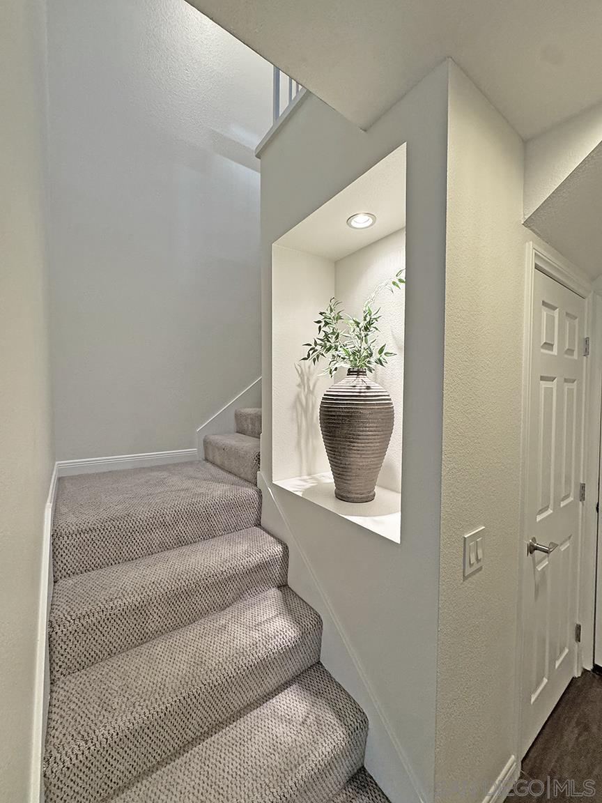 Detail Gallery Image 26 of 65 For 2953  Old Bridgeport Way, San Diego,  CA 92111 - 3 Beds | 2/1 Baths