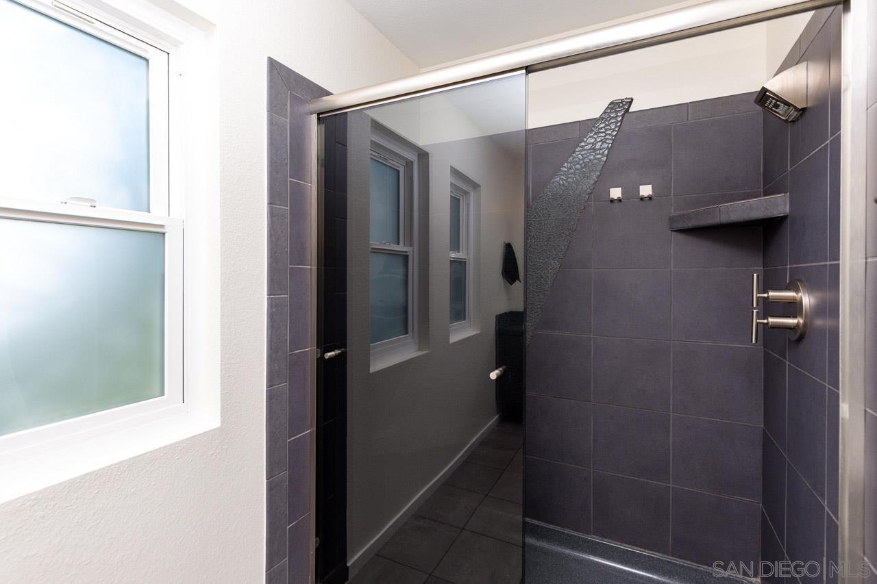 Detail Gallery Image 39 of 65 For 2953  Old Bridgeport Way, San Diego,  CA 92111 - 3 Beds | 2/1 Baths