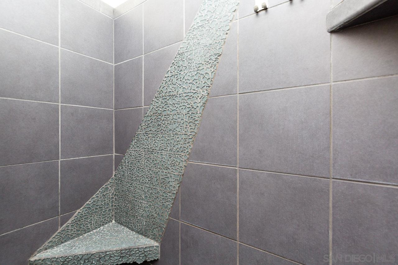 Detail Gallery Image 40 of 65 For 2953  Old Bridgeport Way, San Diego,  CA 92111 - 3 Beds | 2/1 Baths