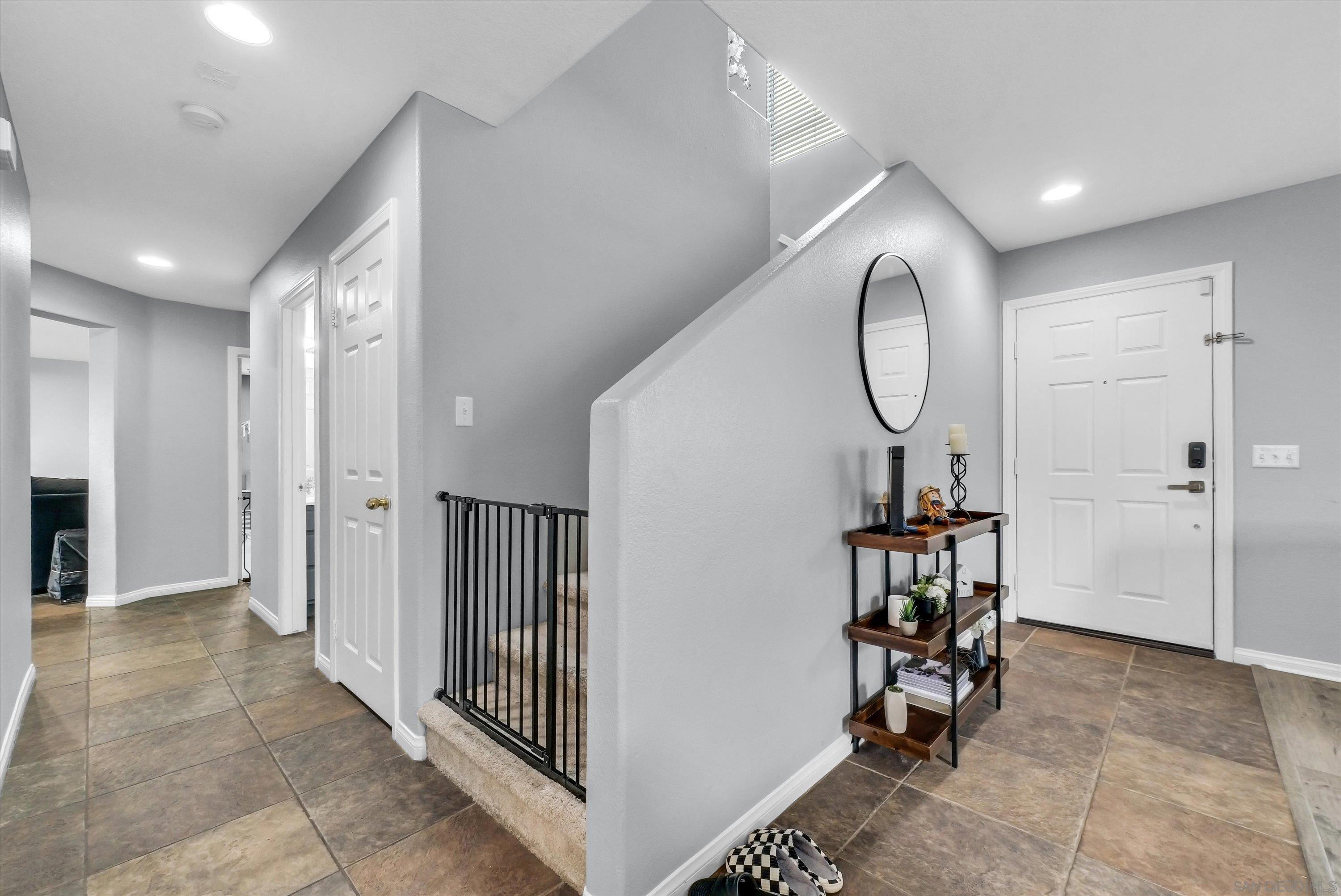 Detail Gallery Image 10 of 32 For 23713  Black Canyon Dr, Sun City,  CA 92587 - 3 Beds | 2/1 Baths