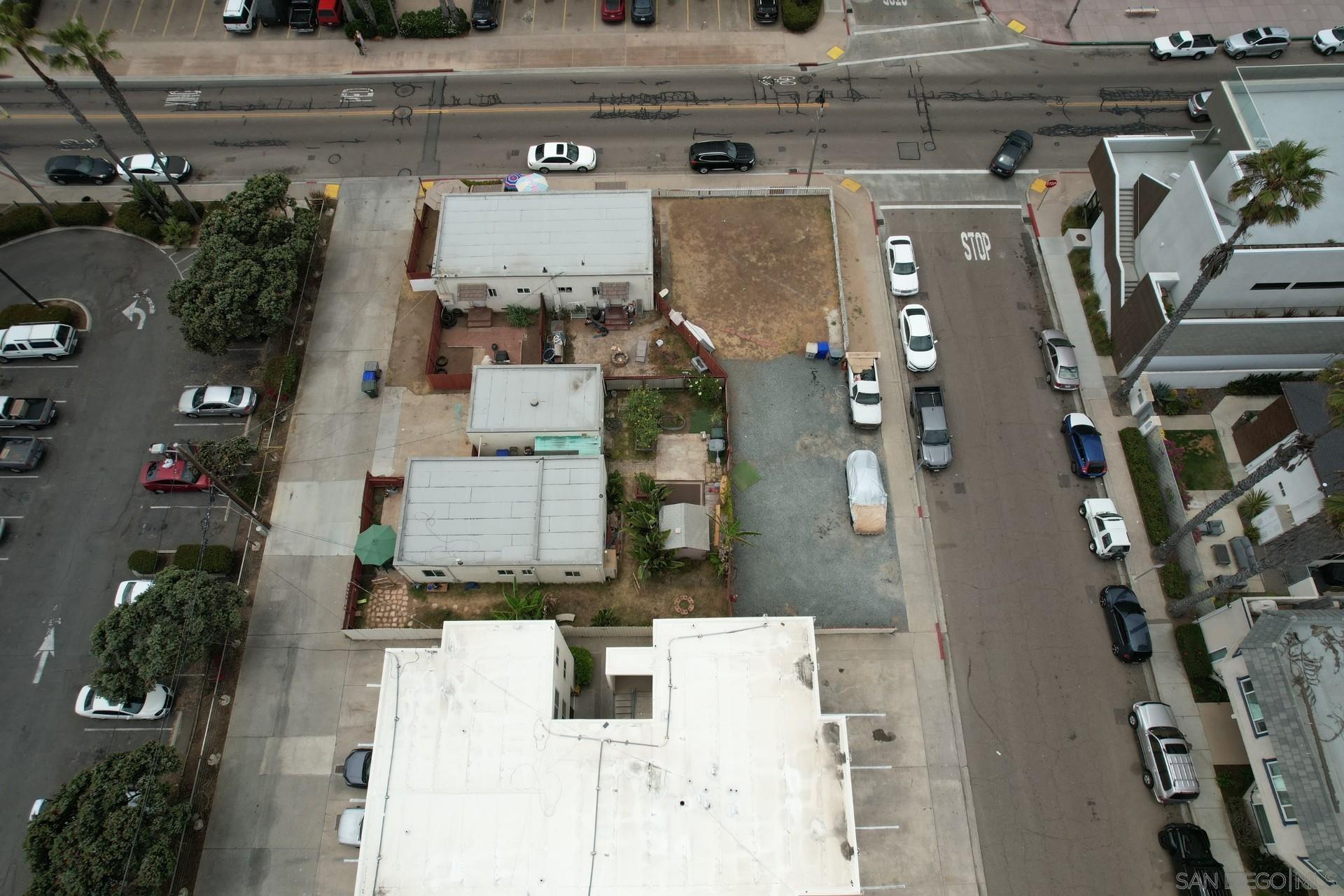 Detail Gallery Image 6 of 6 For 967-69  Seacoast Dr, Imperial Beach,  CA 91932 - – Beds | – Baths