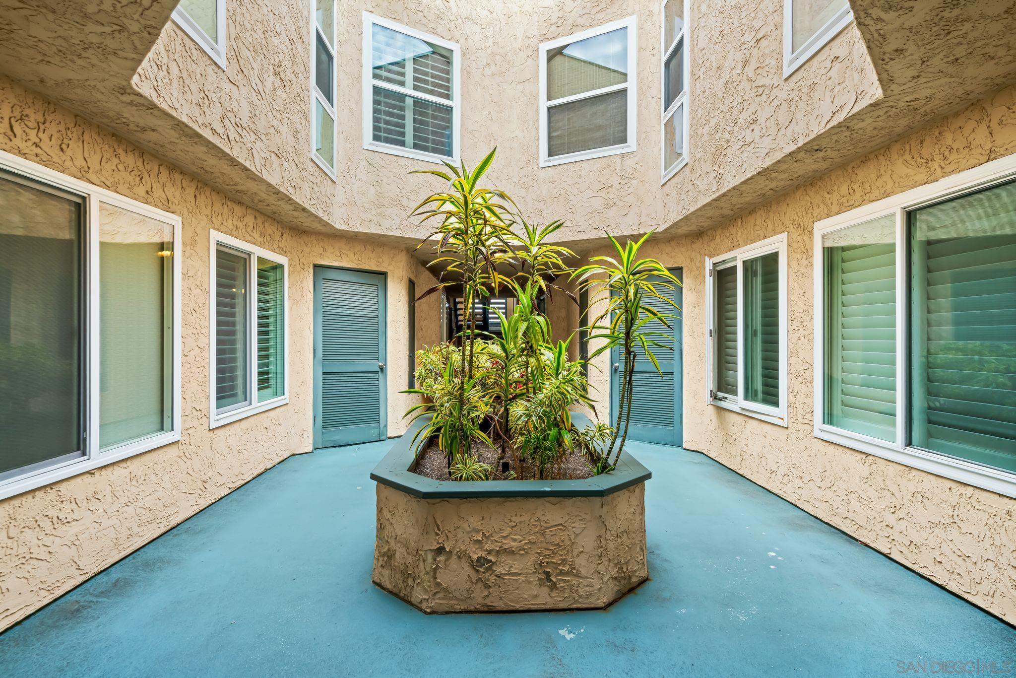 Detail Gallery Image 28 of 33 For 1324 S Pacific St  #4,  Oceanside,  CA 92054 - 2 Beds | 2 Baths