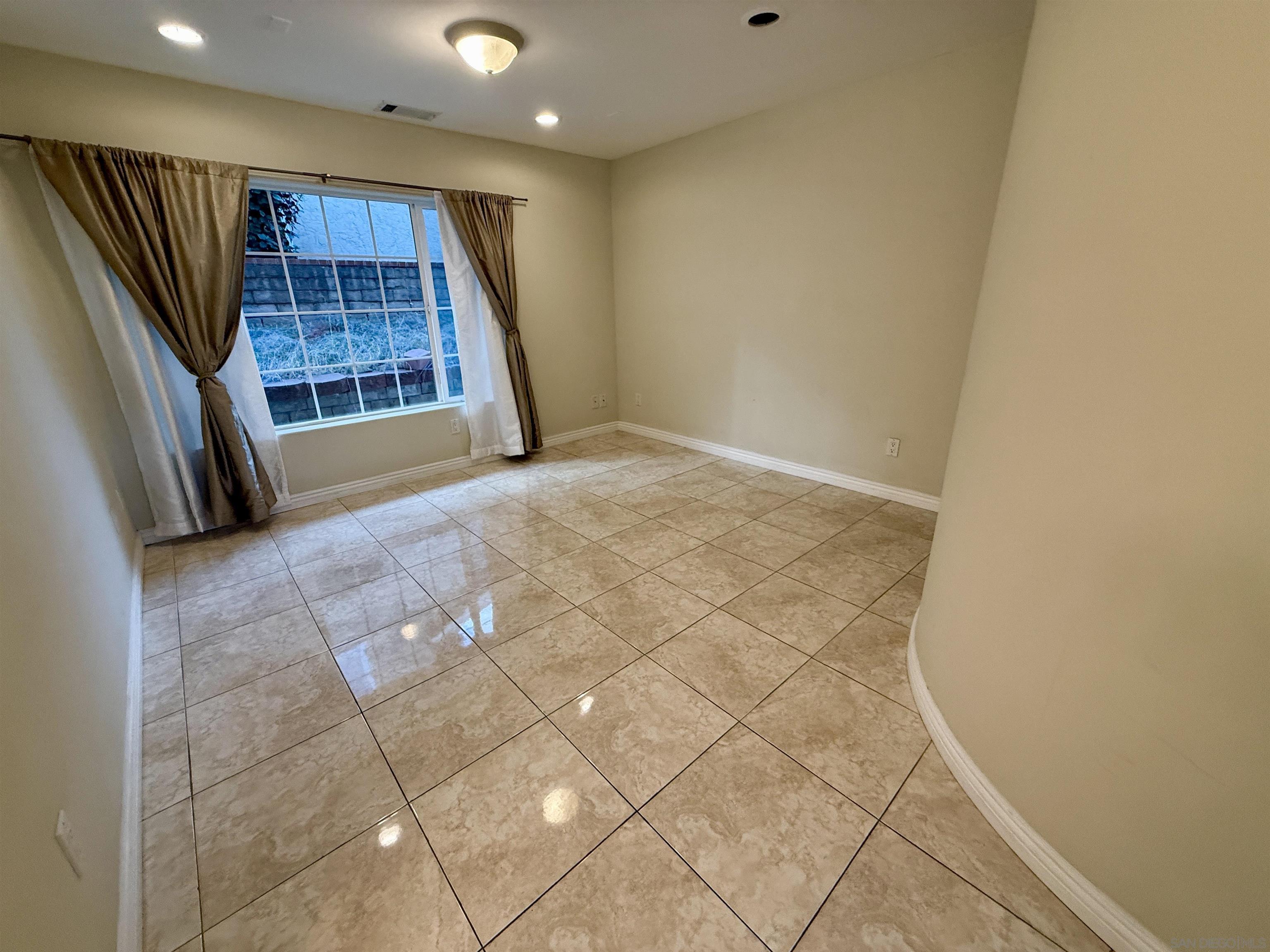 Detail Gallery Image 36 of 74 For 12665  Sundance Ave, San Diego,  CA 92129 - 7 Beds | 4 Baths