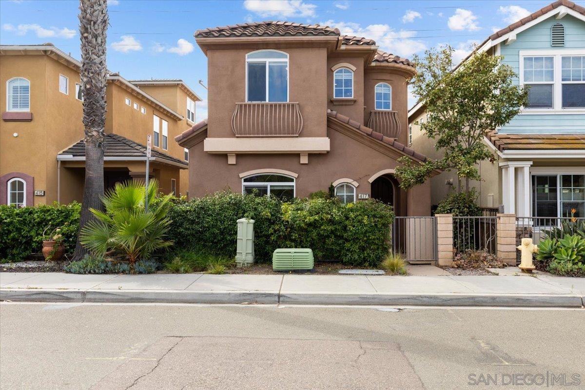 Front Image Thumbnail for SD250044124