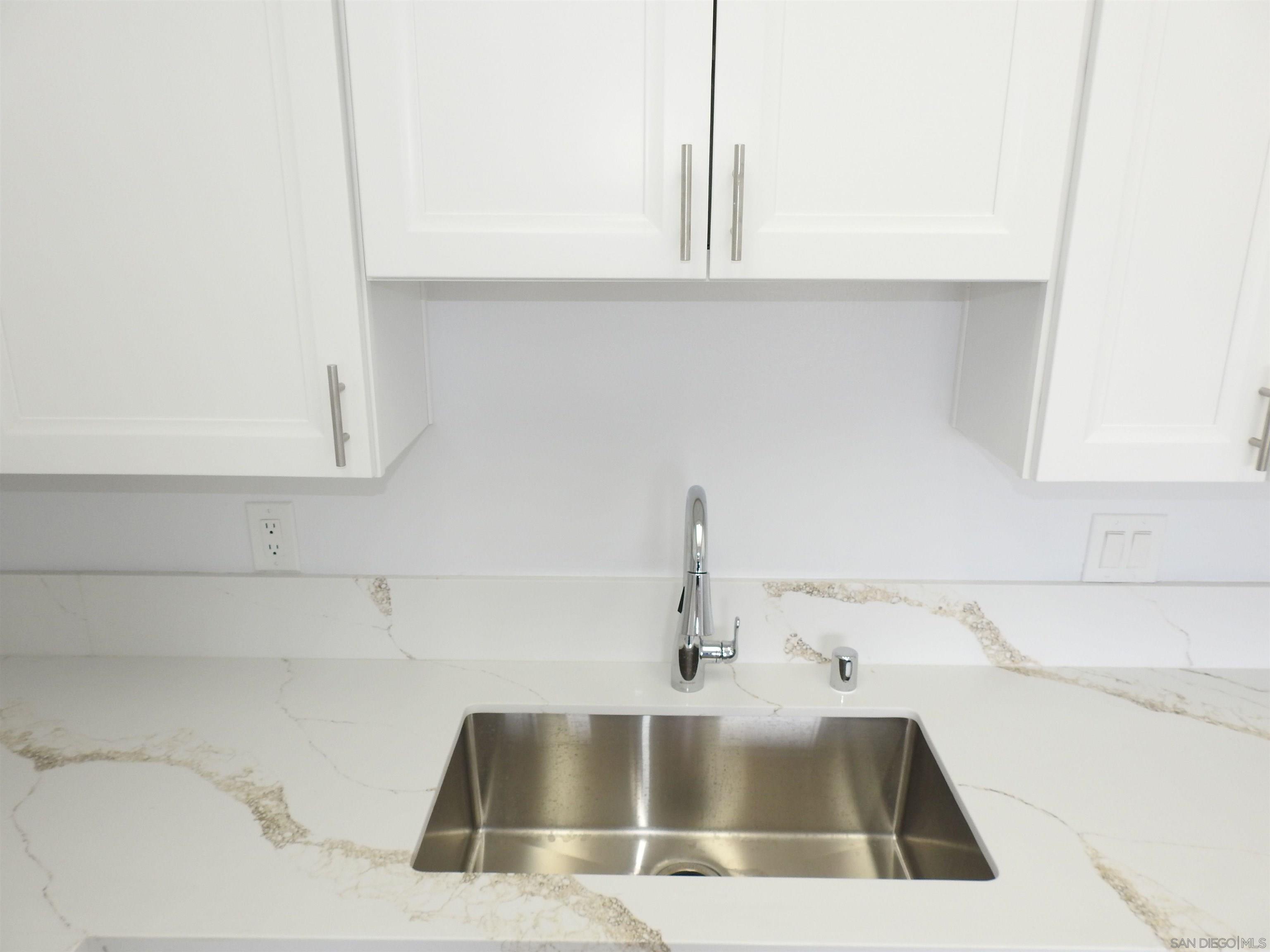 Detail Gallery Image 23 of 58 For 6990  Caminito Perico, San Diego,  CA 92119 - 2 Beds | 2/1 Baths