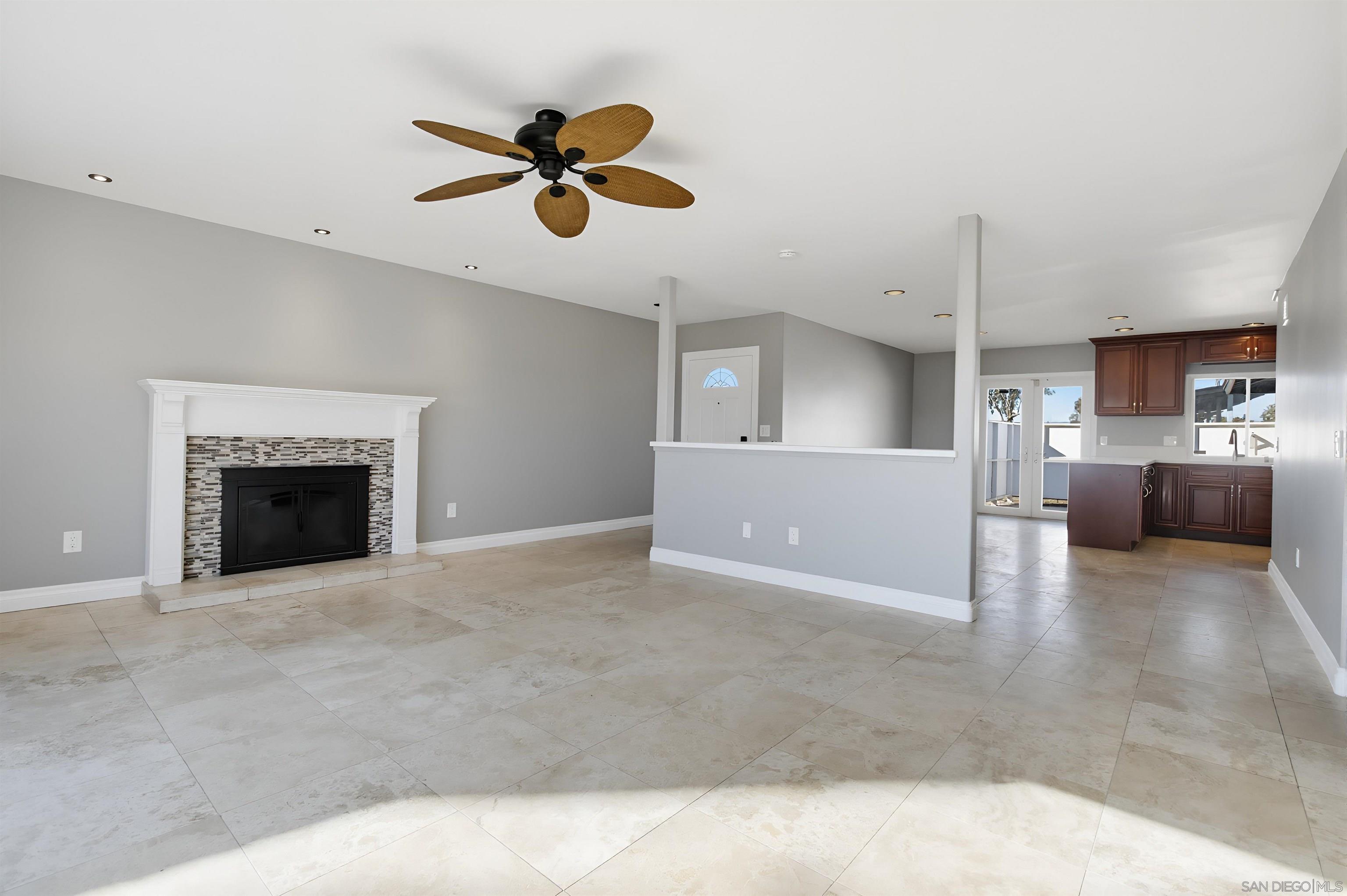 Detail Gallery Image 15 of 31 For 9235  Gold Coast Drive, San Diego,  CA 92126 - 4 Beds | 2 Baths