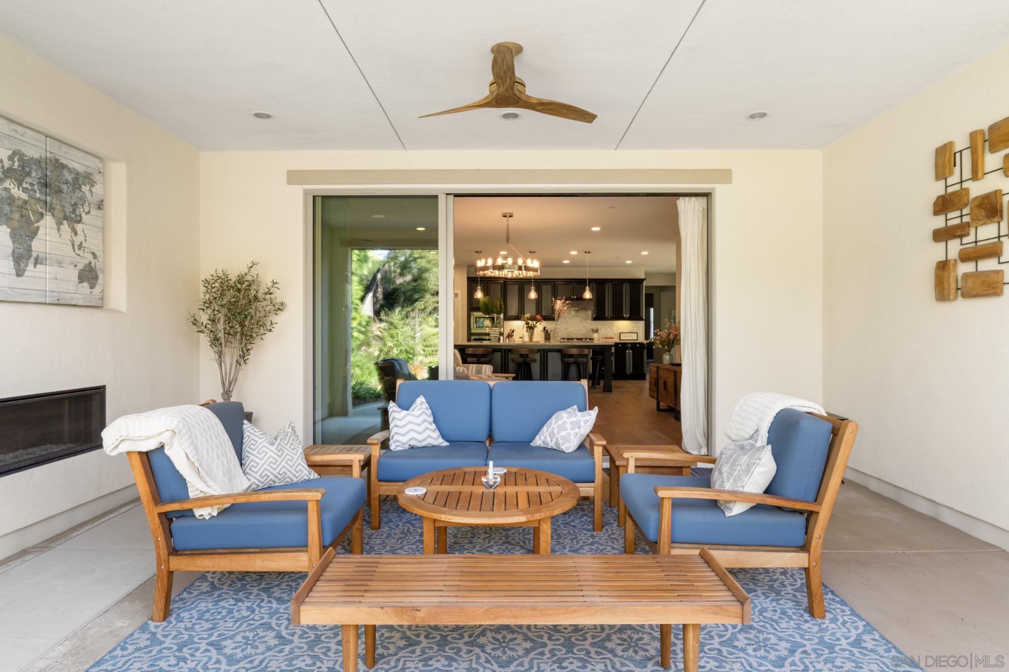 Detail Gallery Image 23 of 41 For 7964  Auberge Circle, San Diego,  CA 92127 - 3 Beds | 3 Baths