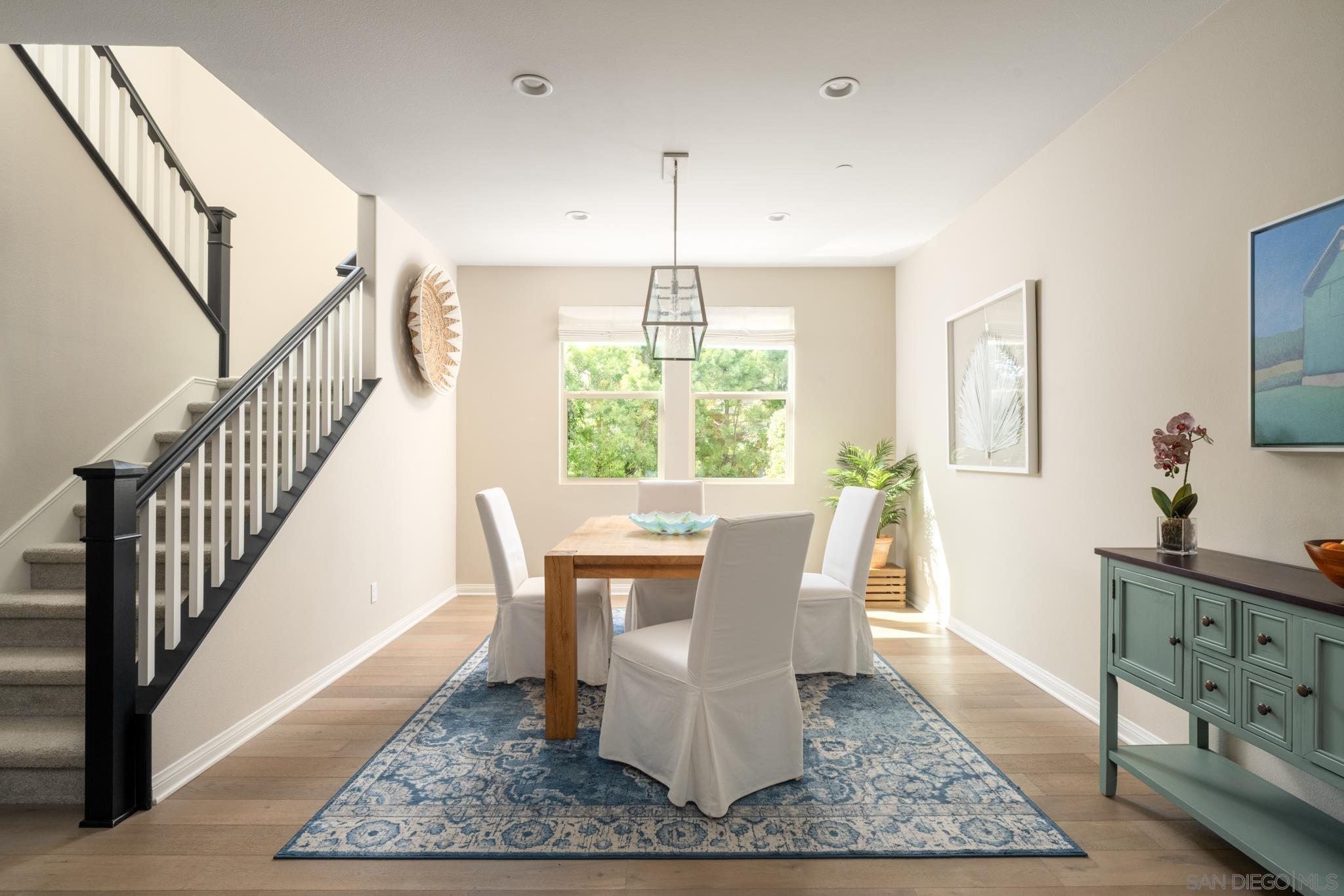 Detail Gallery Image 8 of 41 For 7964  Auberge Circle, San Diego,  CA 92127 - 3 Beds | 3 Baths