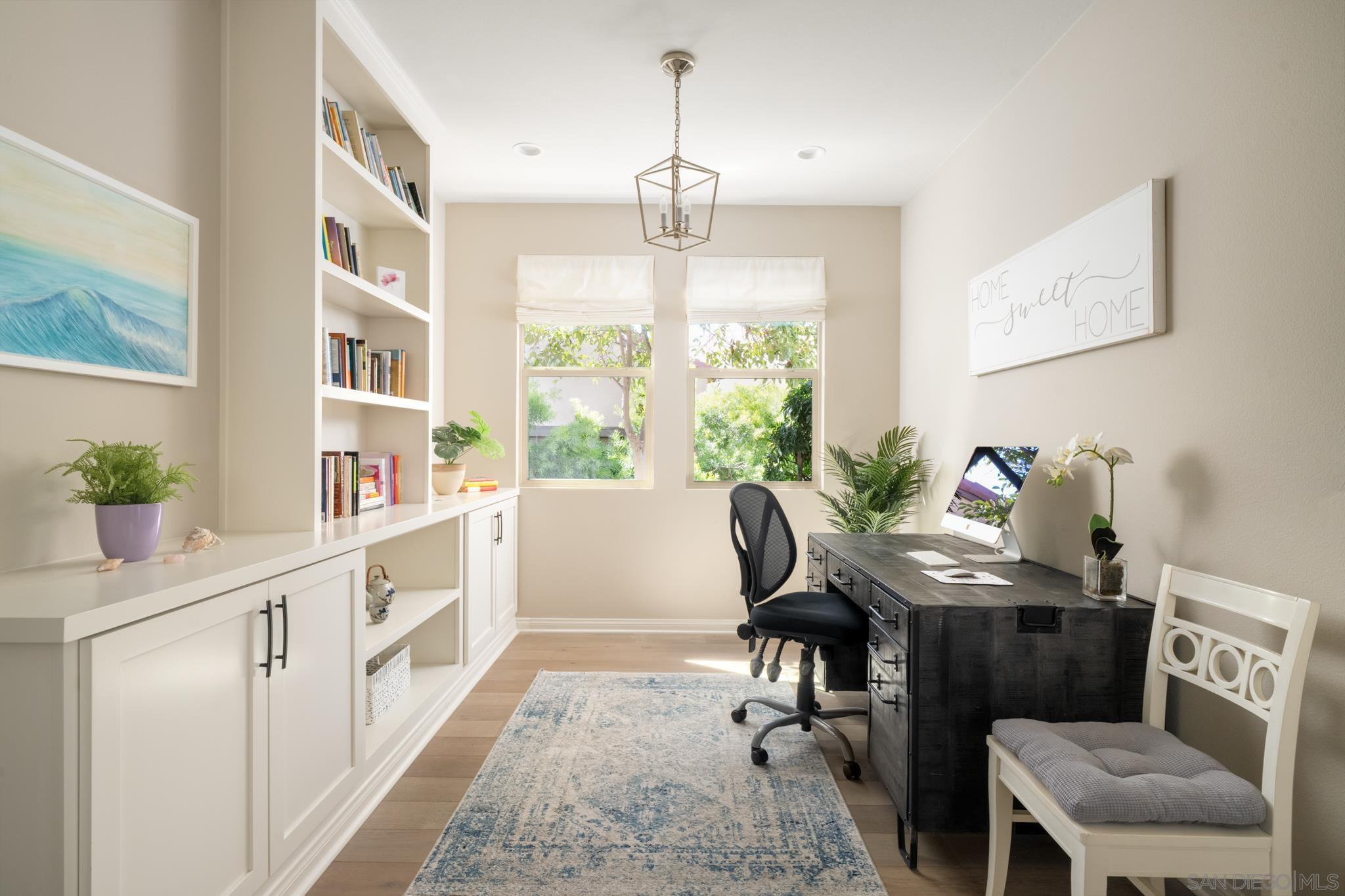 Detail Gallery Image 9 of 41 For 7964  Auberge Circle, San Diego,  CA 92127 - 3 Beds | 3 Baths